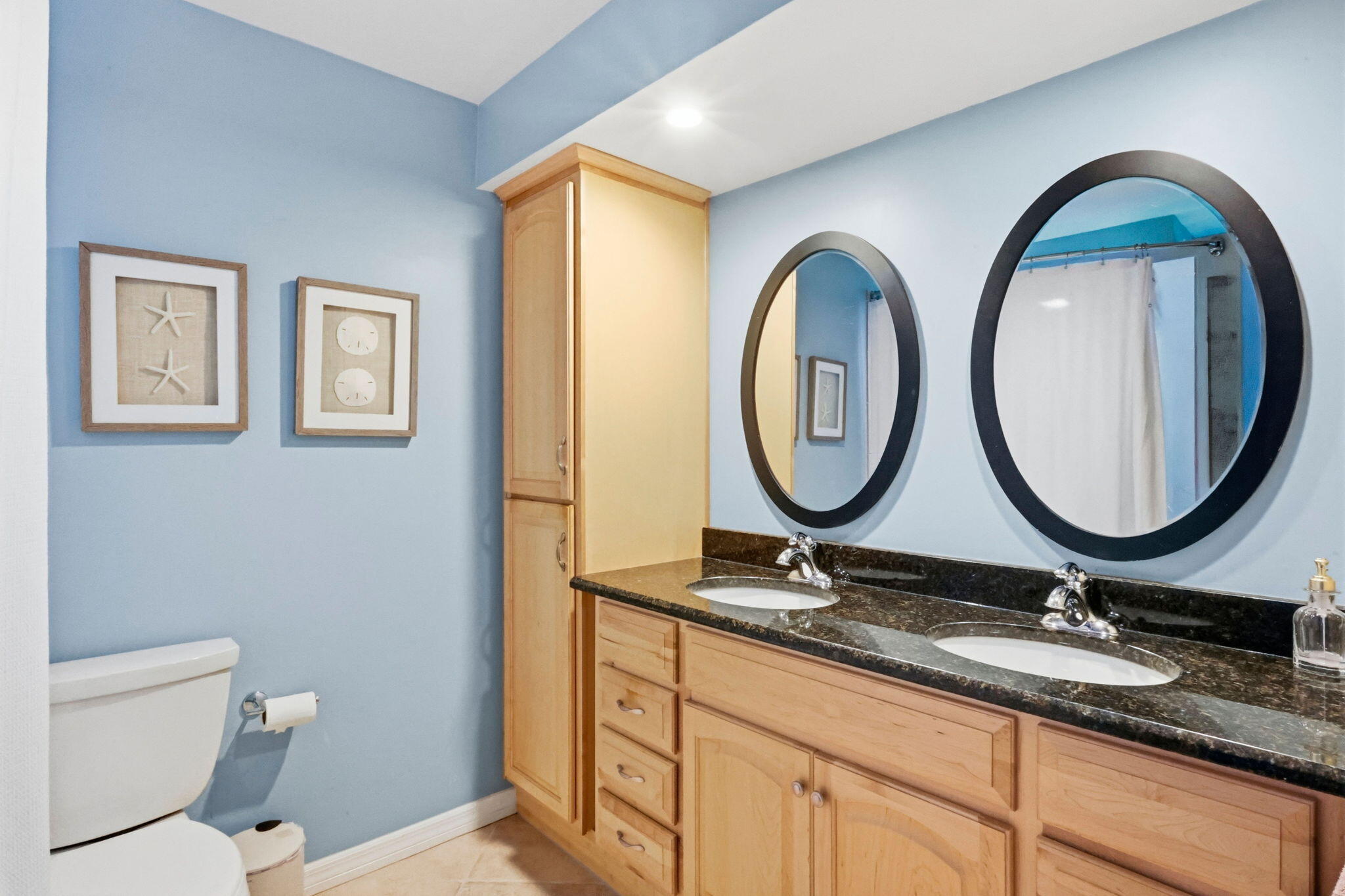555 Banyan Tree Lane E 410 Property Photo 15