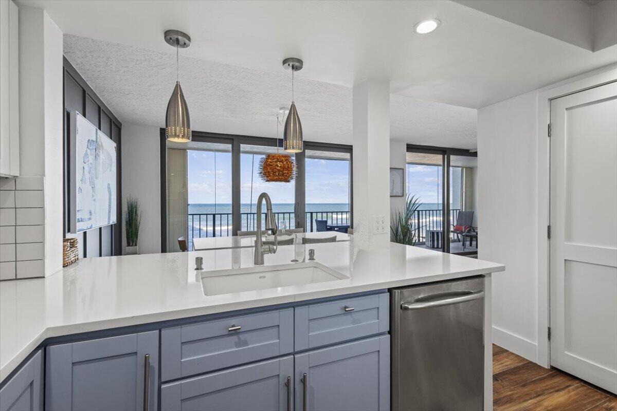 8750 S Ocean Drive 334 Property Photo 11