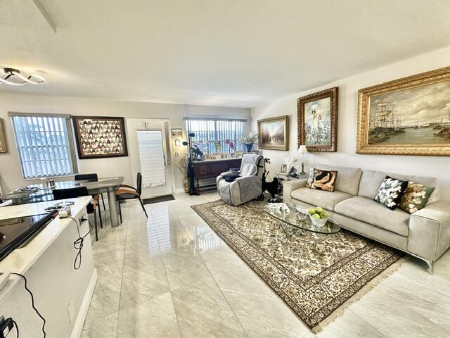 3008 Guildford A Property Photo 6