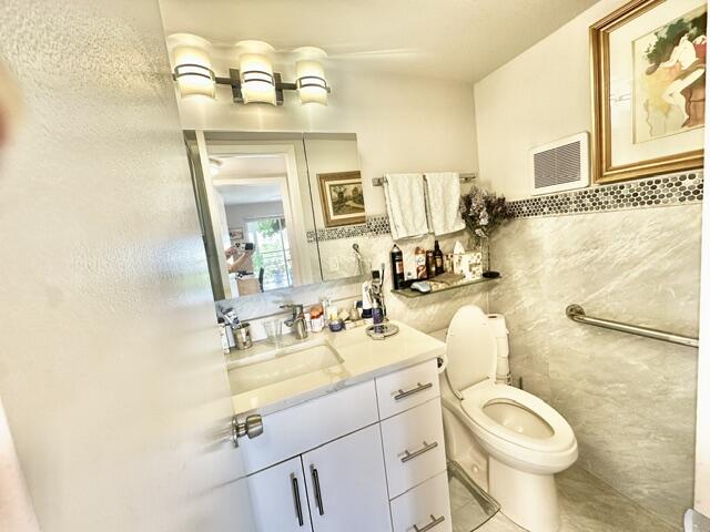3008 Guildford A Property Photo 10