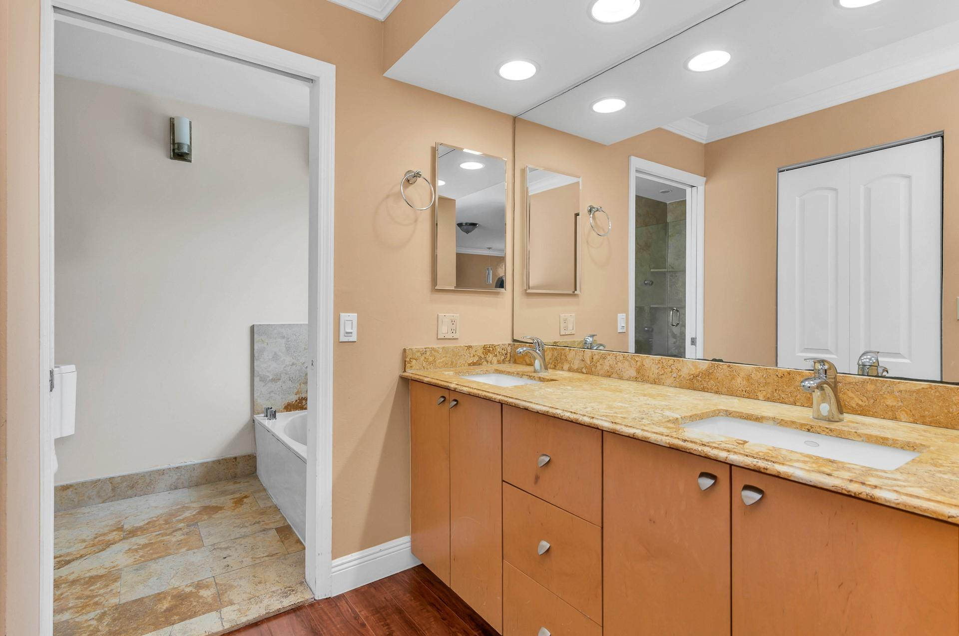 5486 Nw 44th Way Property Photo 11