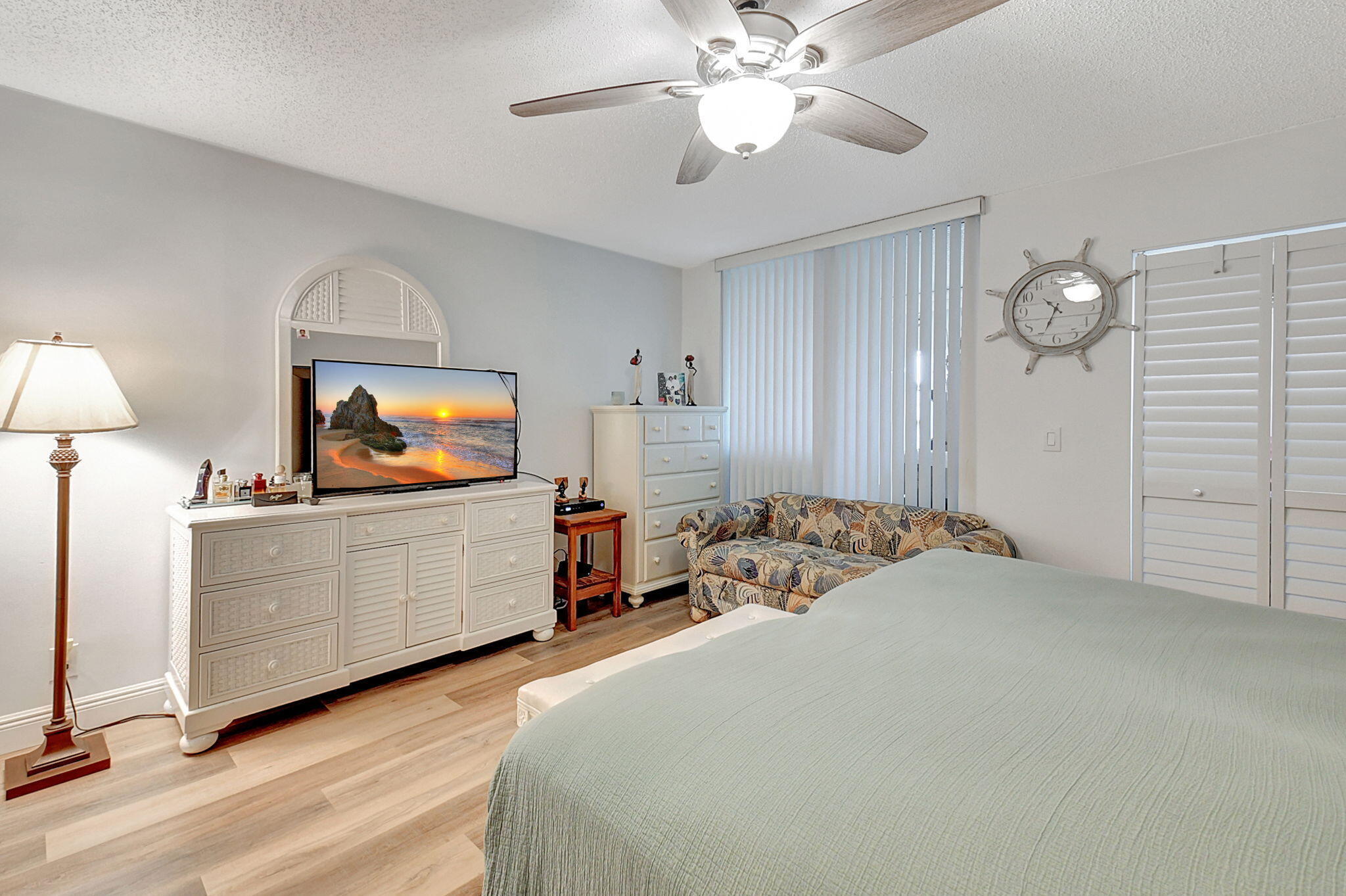 14773 Cumberland Drive 102 D Property Photo 11