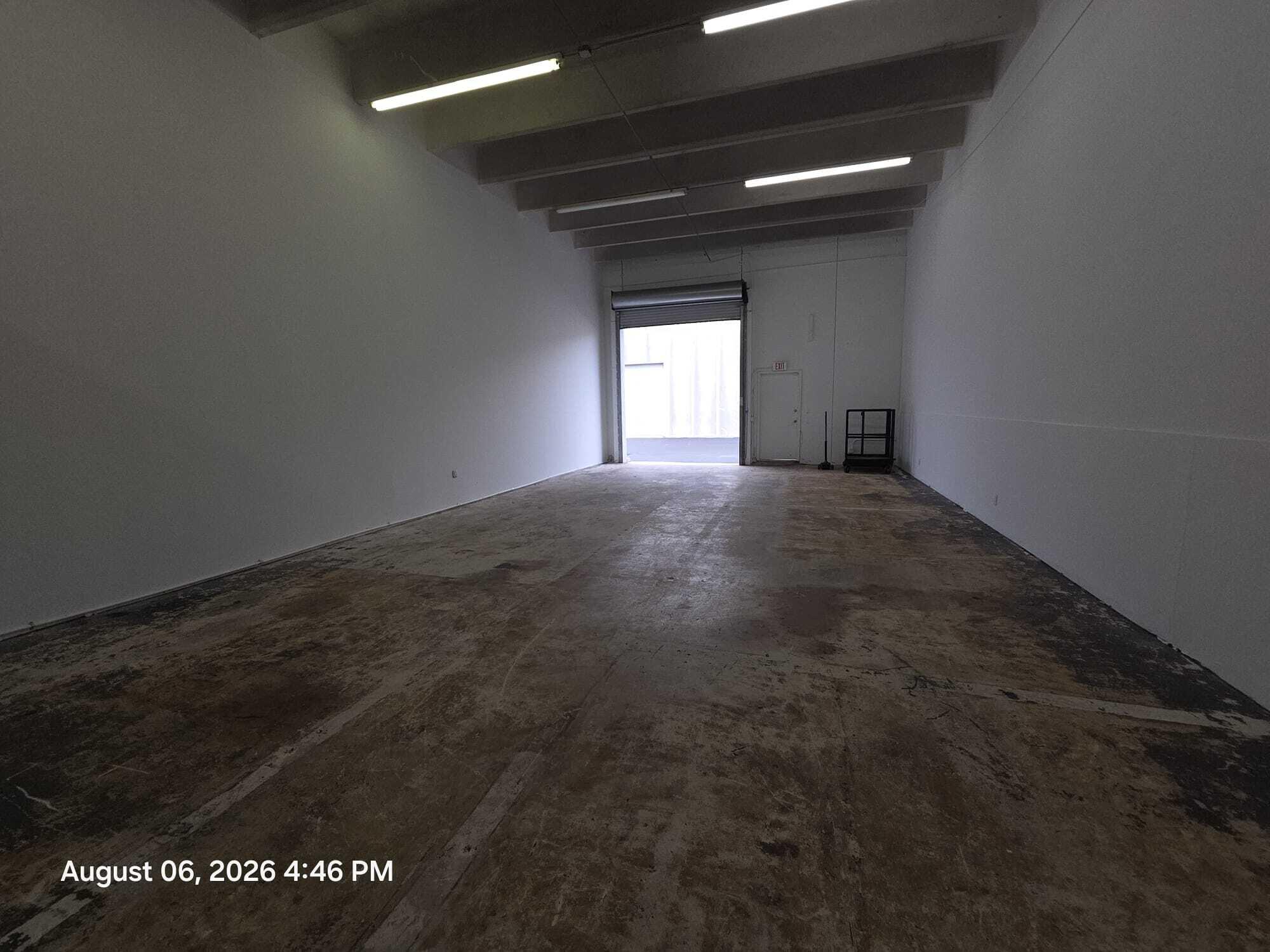 7231 Southern Boulevard Property Photo 4