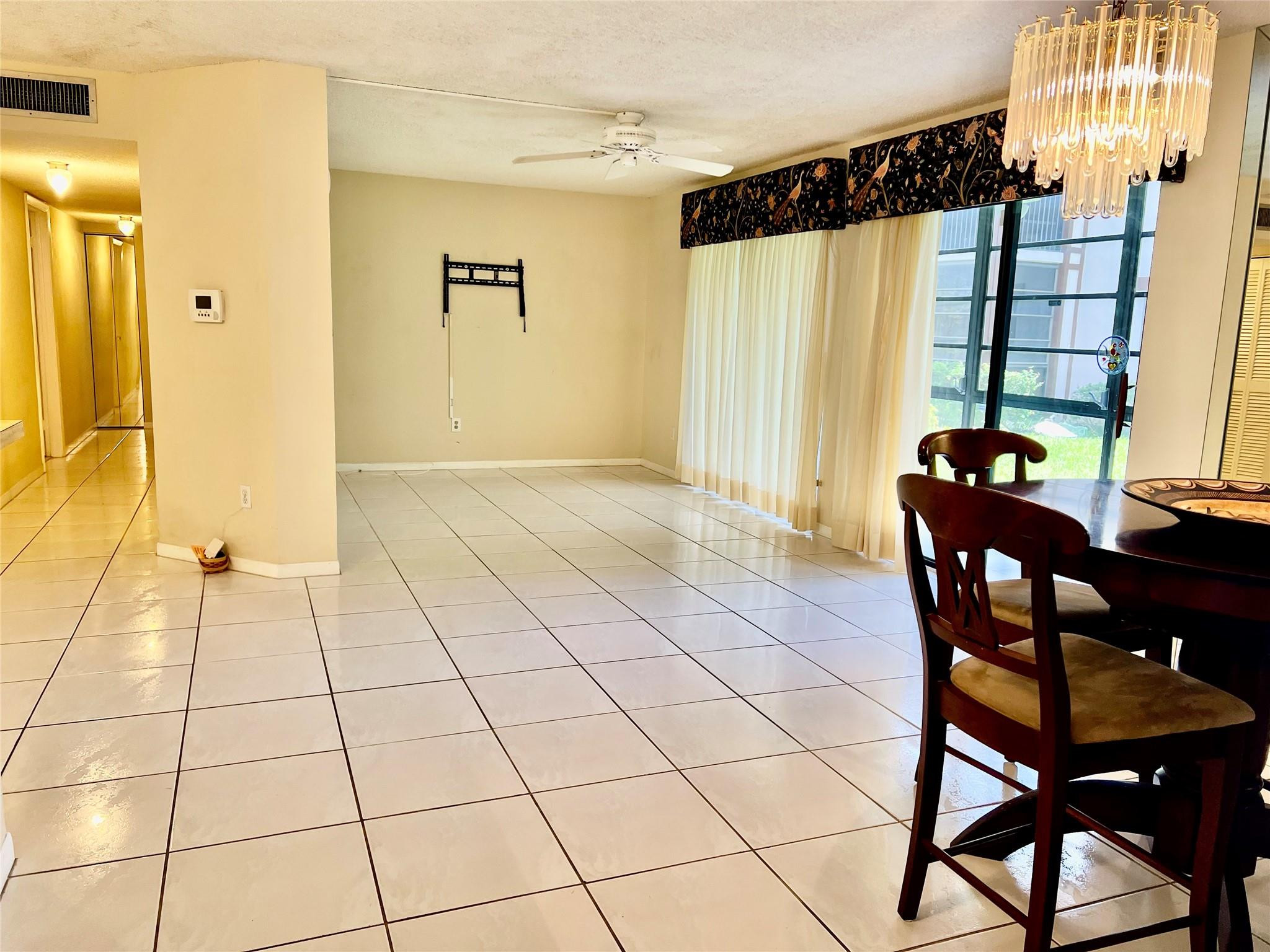 9718 S Belfort Circle 108 Property Photo 6