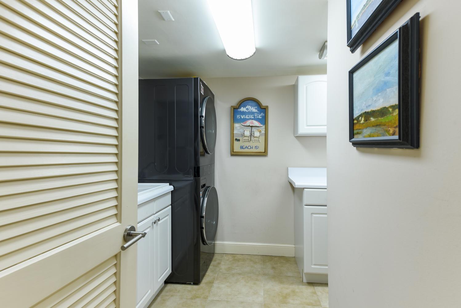 1172 Hillsboro Mile 2-4 Property Photo 33