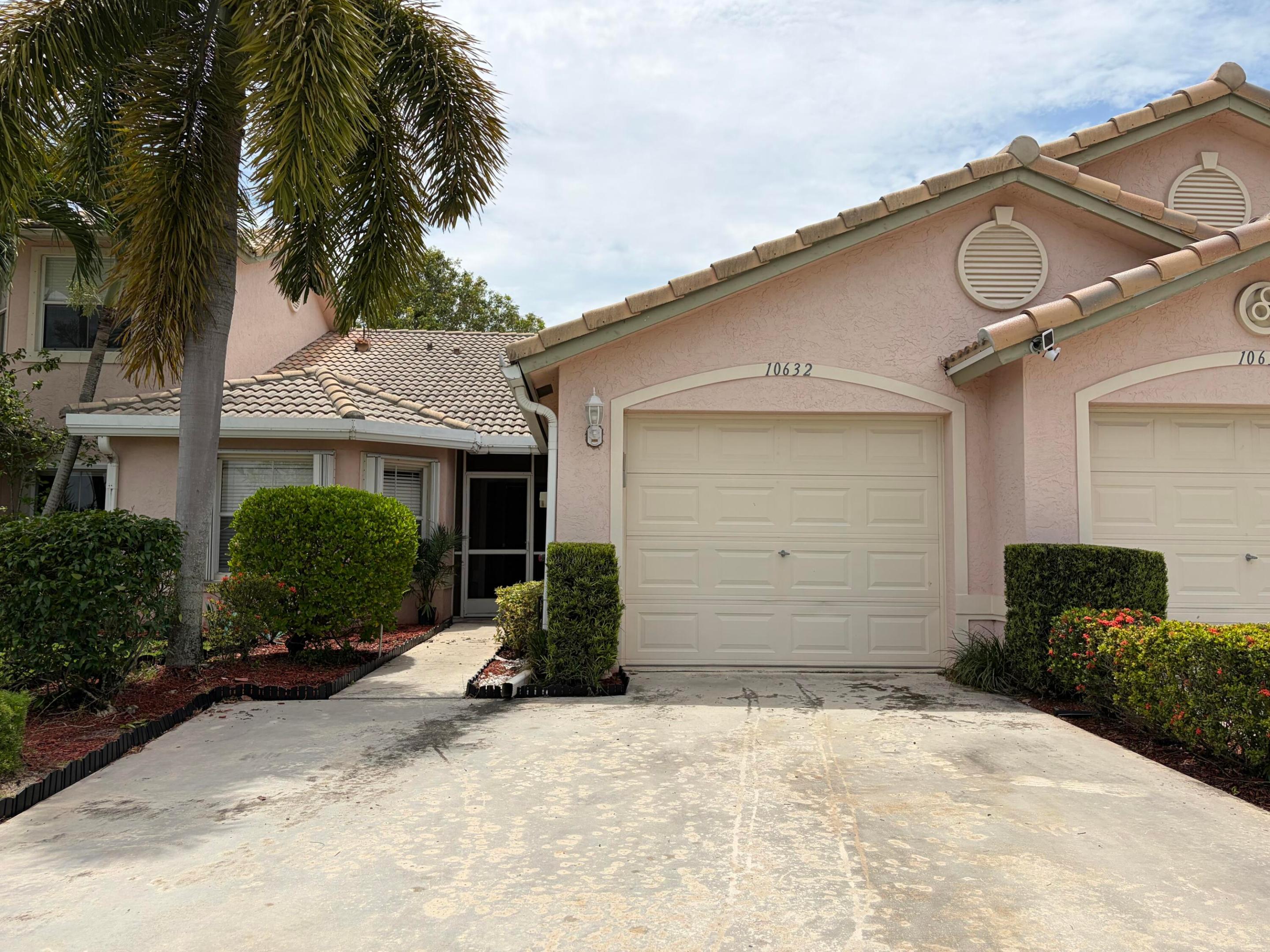 10632 Lake Shore Drive Property Photo 1