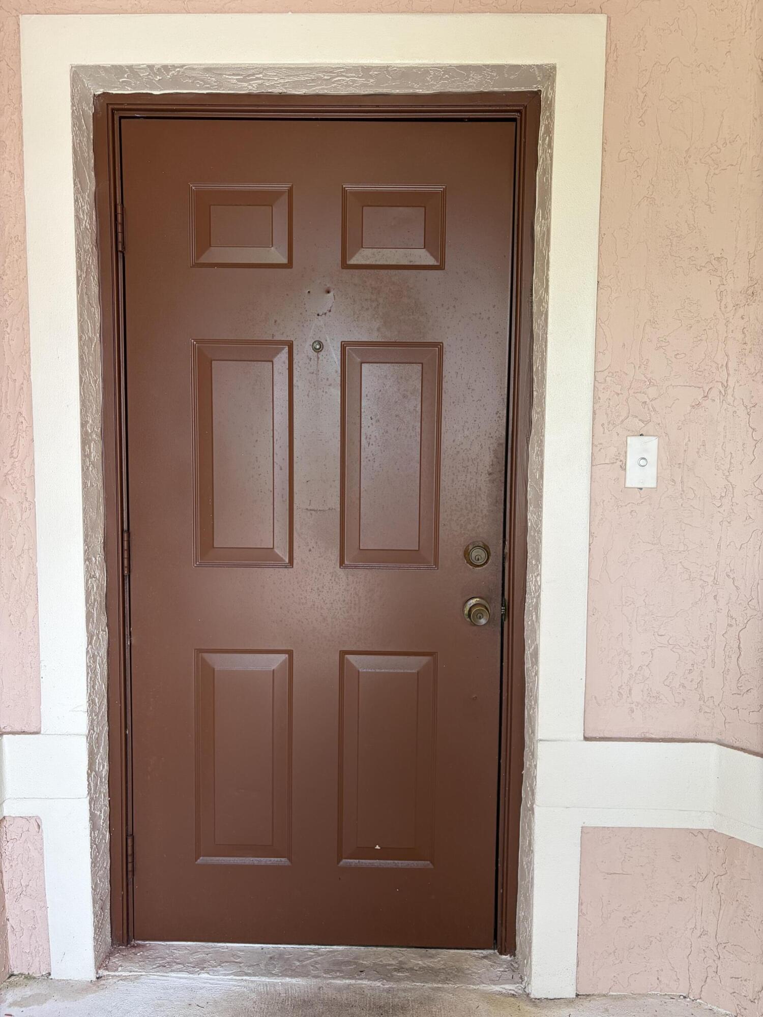 10632 Lake Shore Drive Property Photo 3