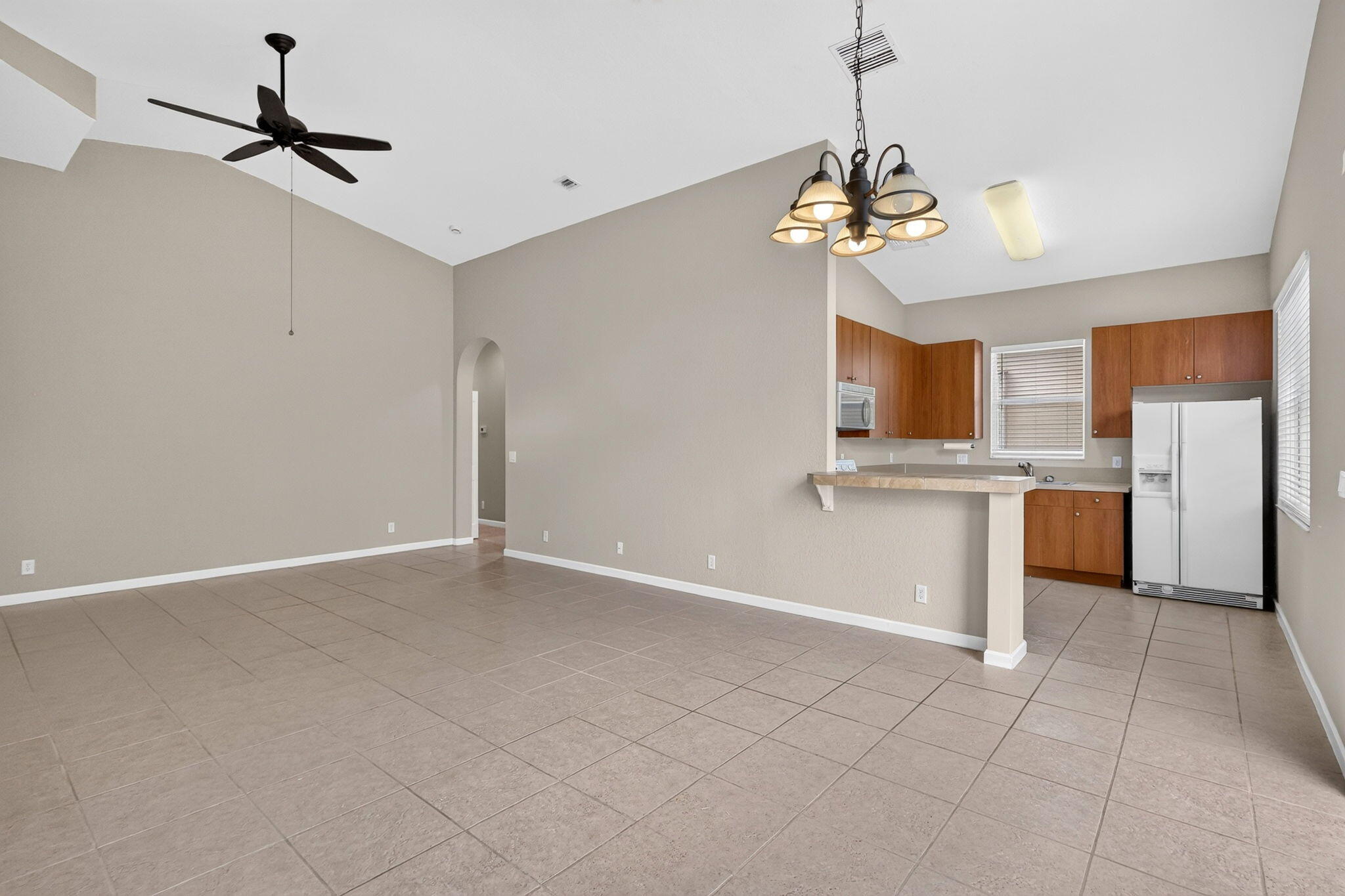 6305 Spring Lake Terrace Property Photo 10