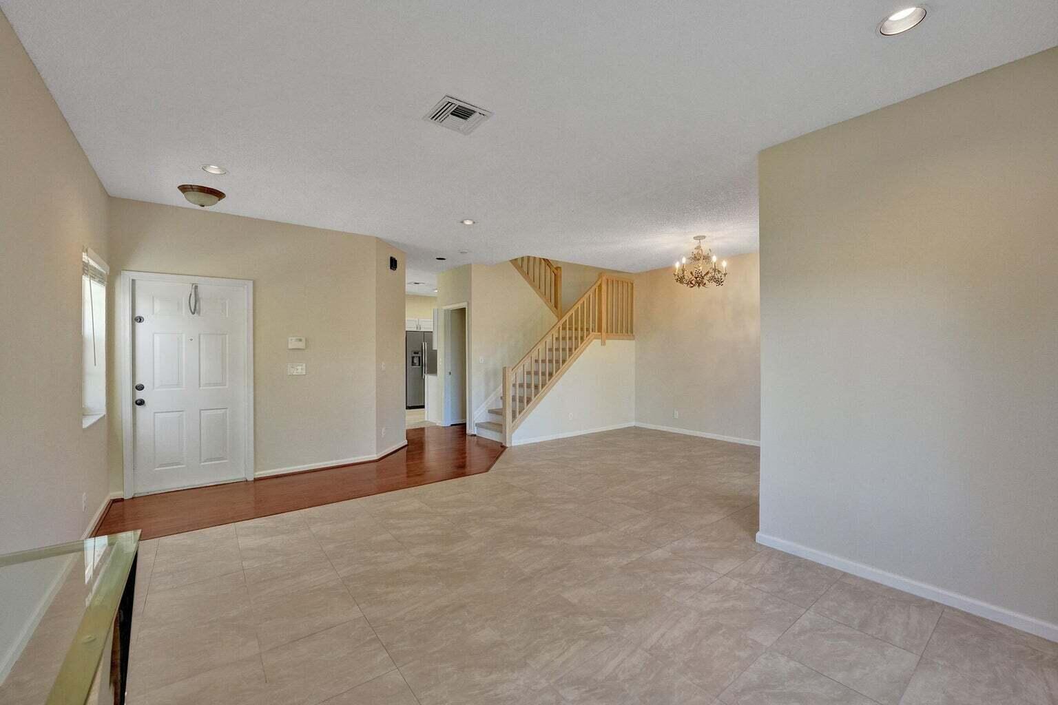 21193 Vía Eden Property Photo 3