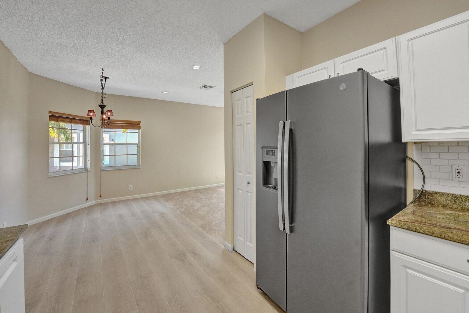 21193 Vía Eden Property Photo 14