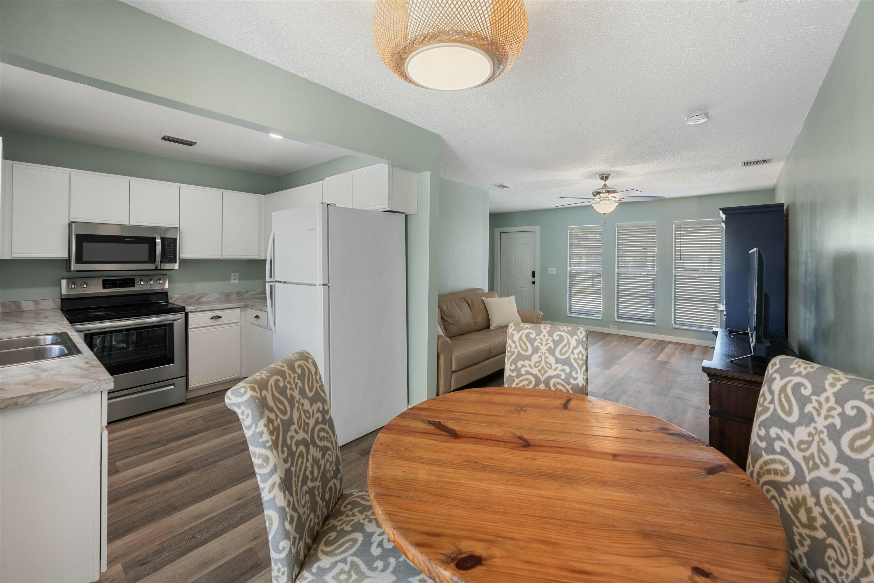 1494 Easthampton Circle Property Photo 7