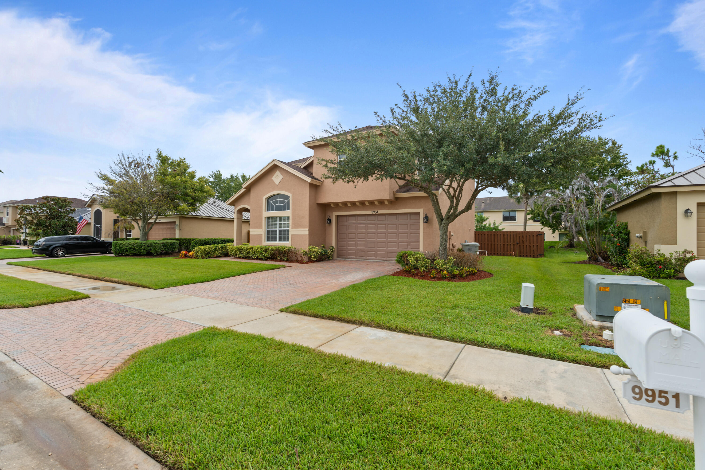 9951 E Verona Circle Property Photo 3