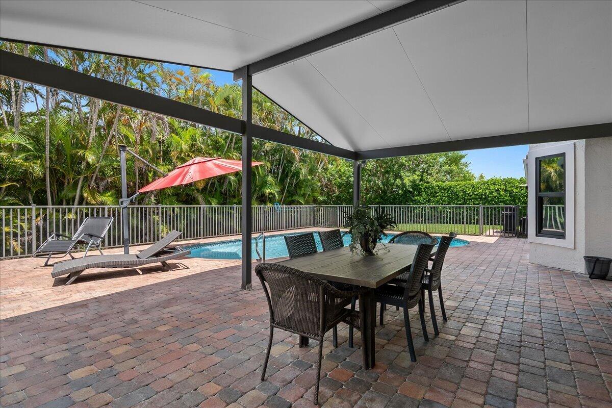 10798 Seacliff Circle Property Photo 28
