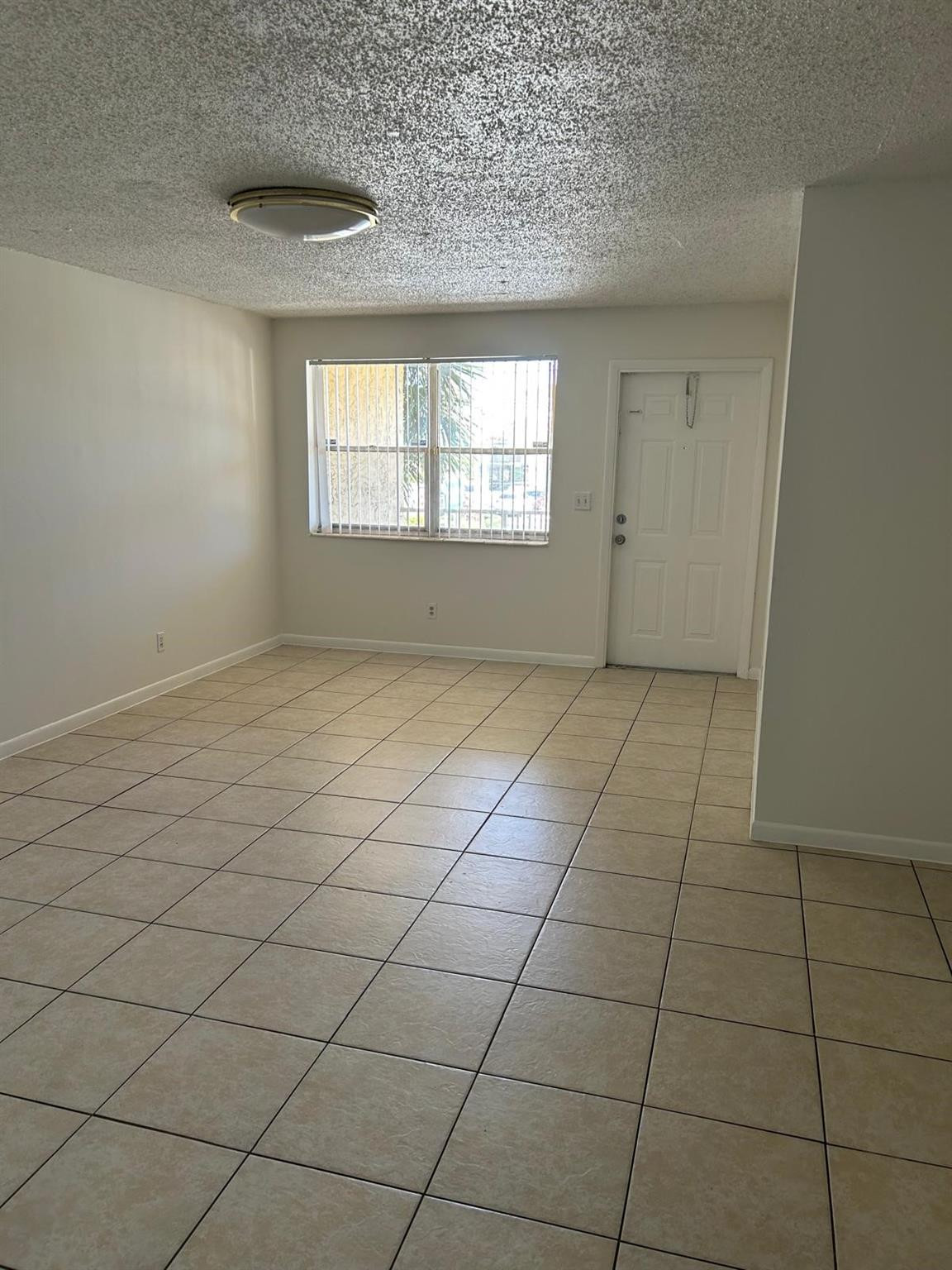 850 E Commercial Boulevard 210a Property Photo 8