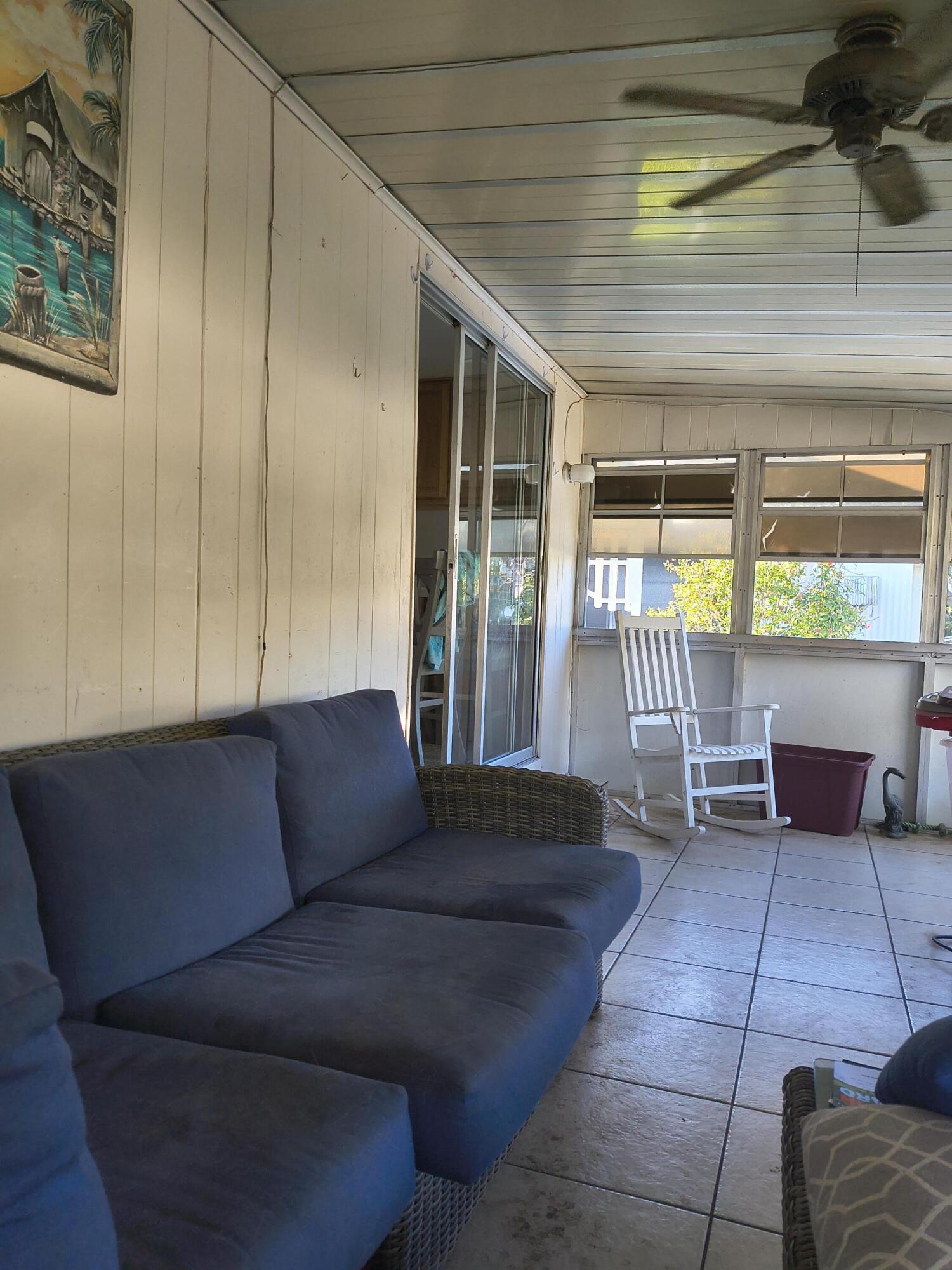 8294 Se Sandy Lane Property Photo 14