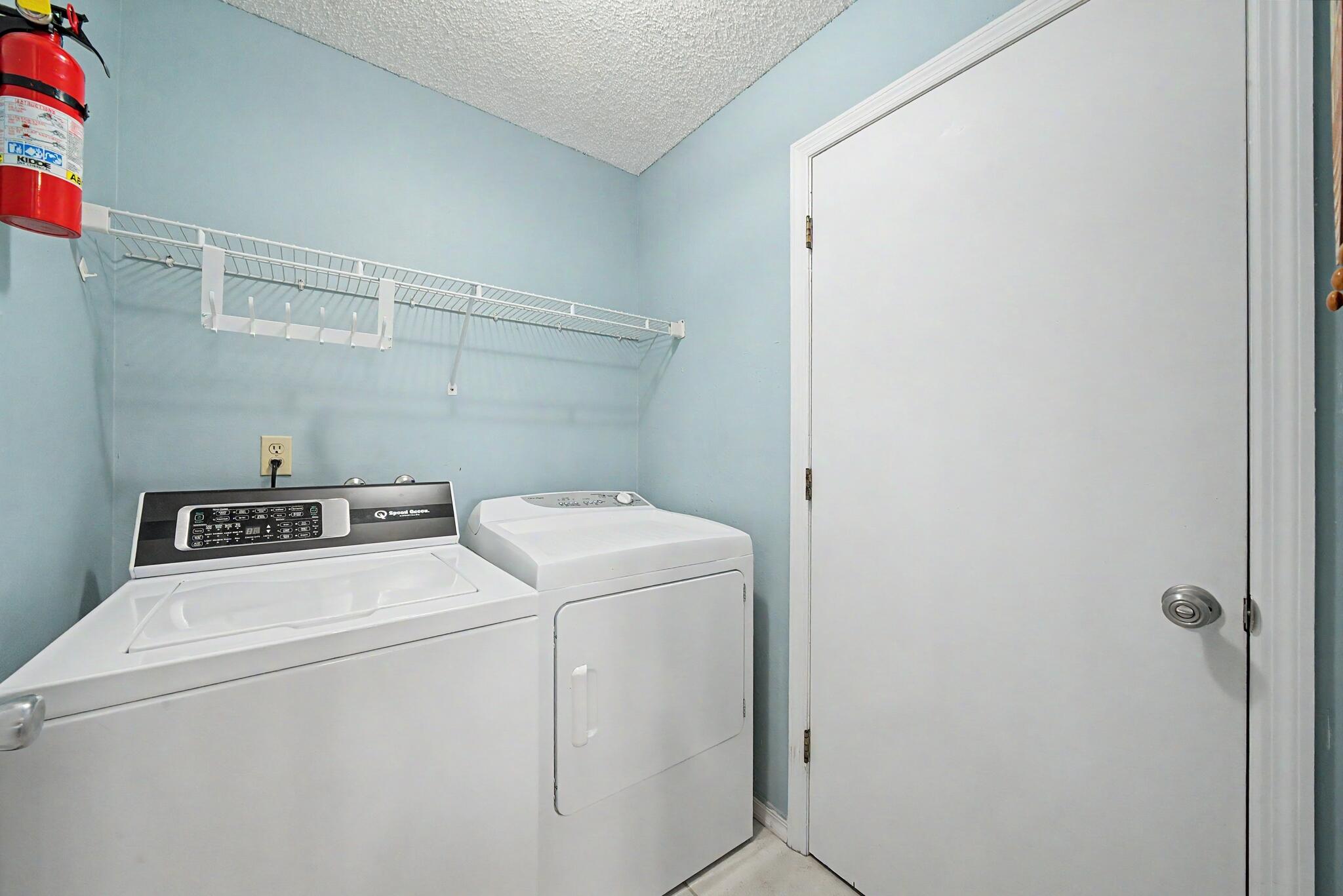 1456 S Golfview Drive Property Photo 30