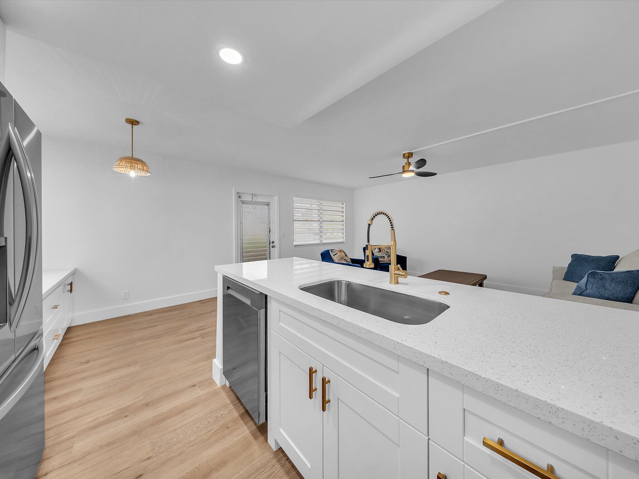 21 Prescott B Property Photo 14