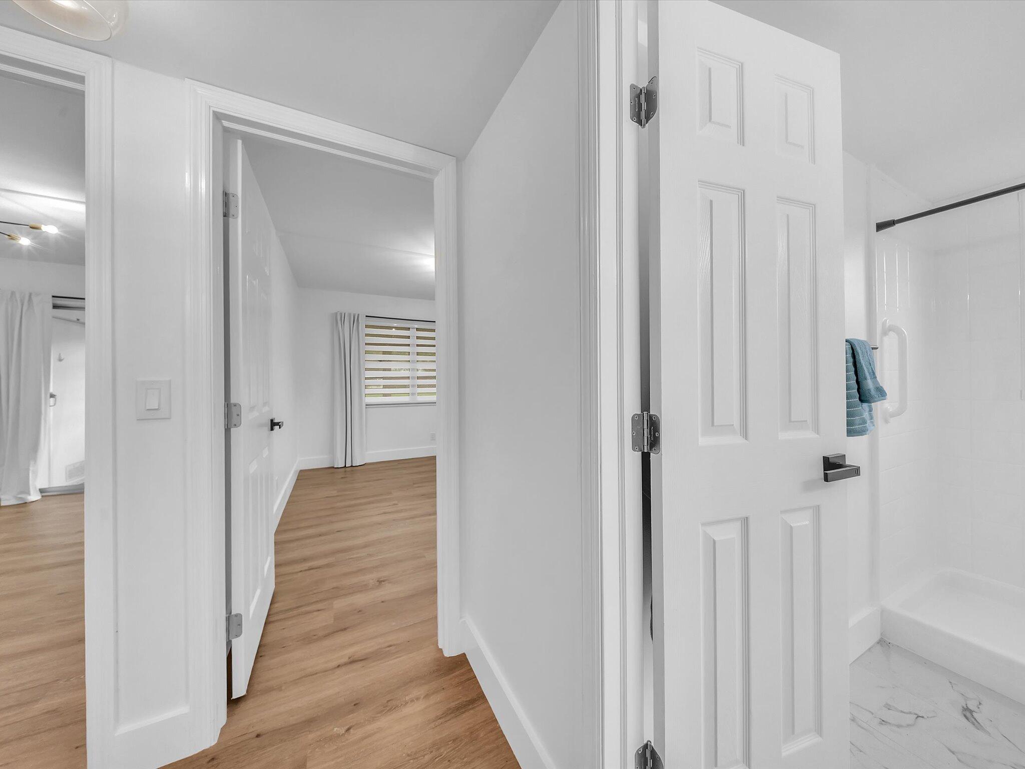 21 Prescott B Property Photo 17