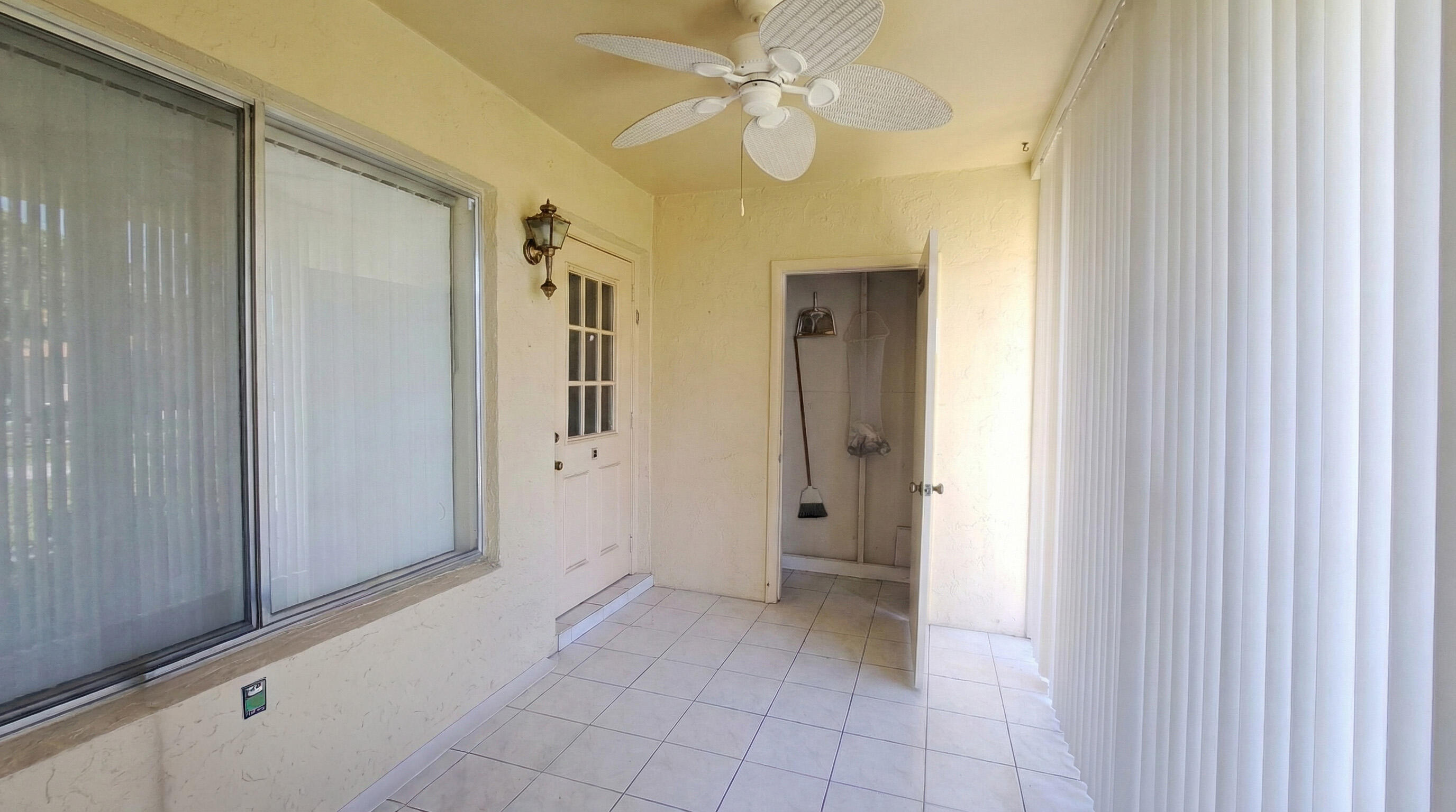 222 Pine Hov Circle B-2 Property Photo 3