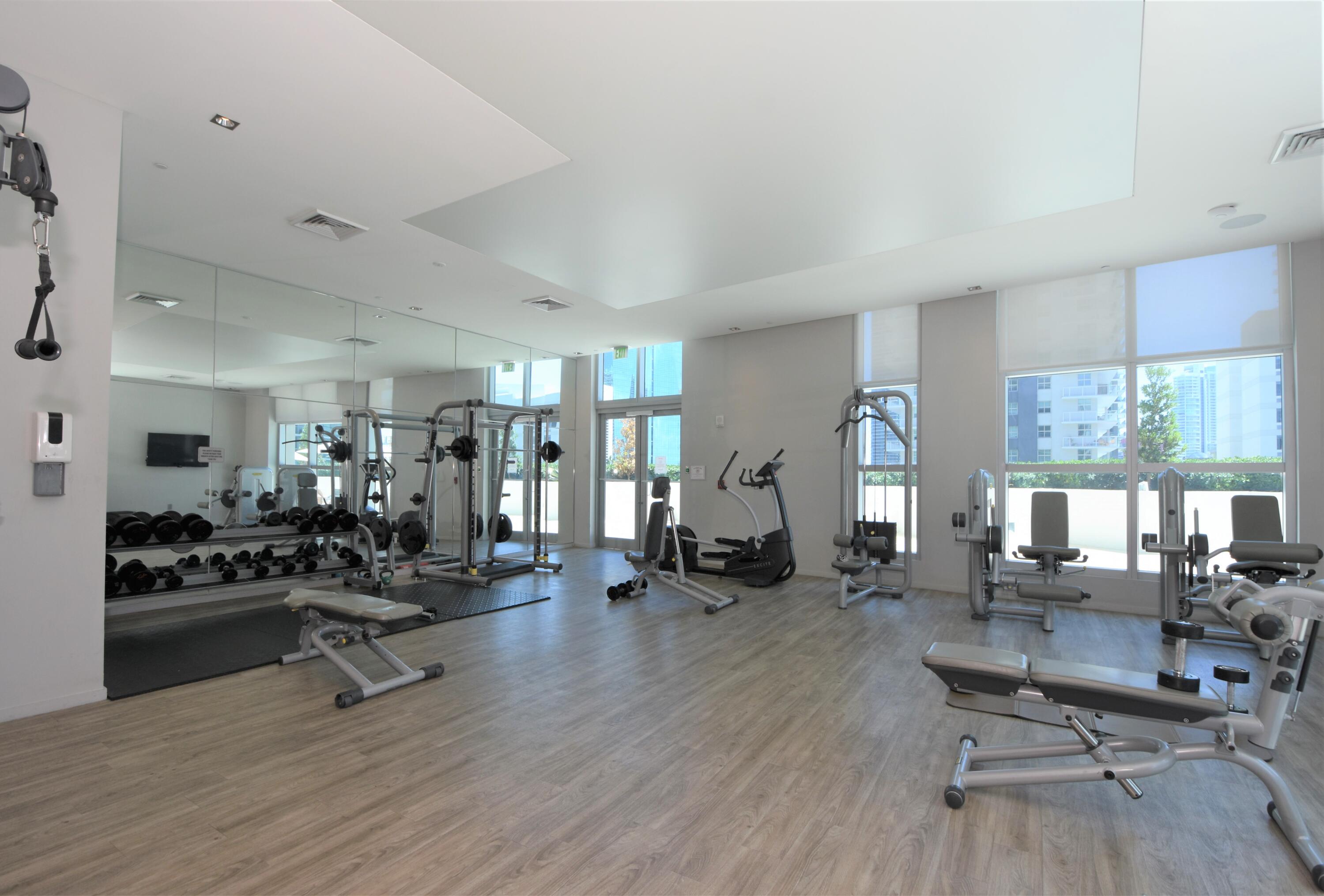 1100 S Miami Avenue 2207 Property Photo 21