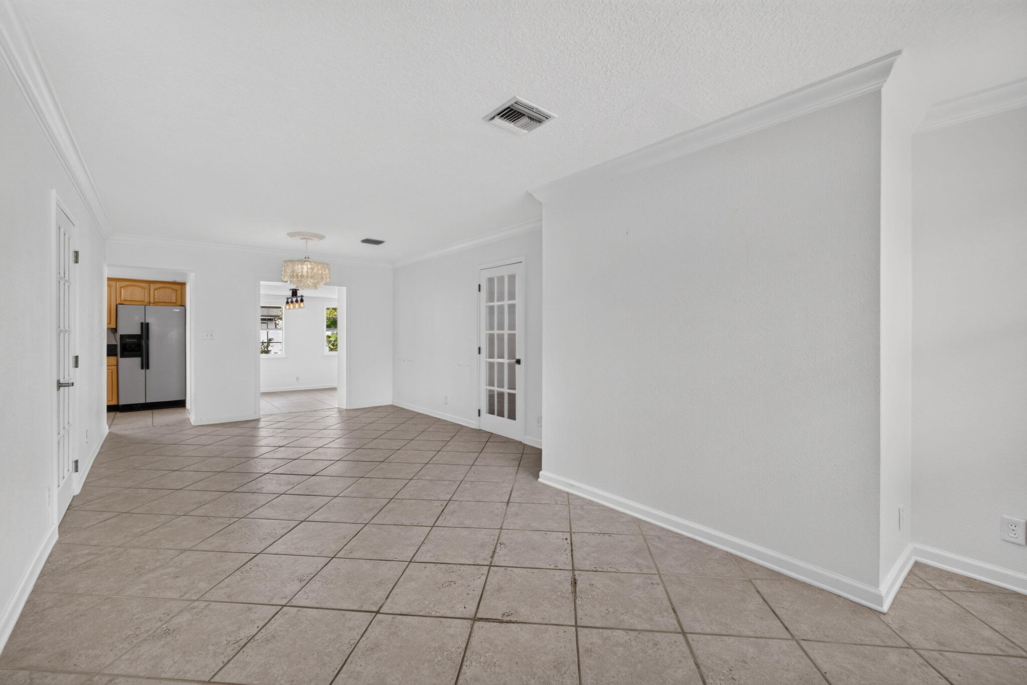 813 Date Palm Drive Property Photo 8