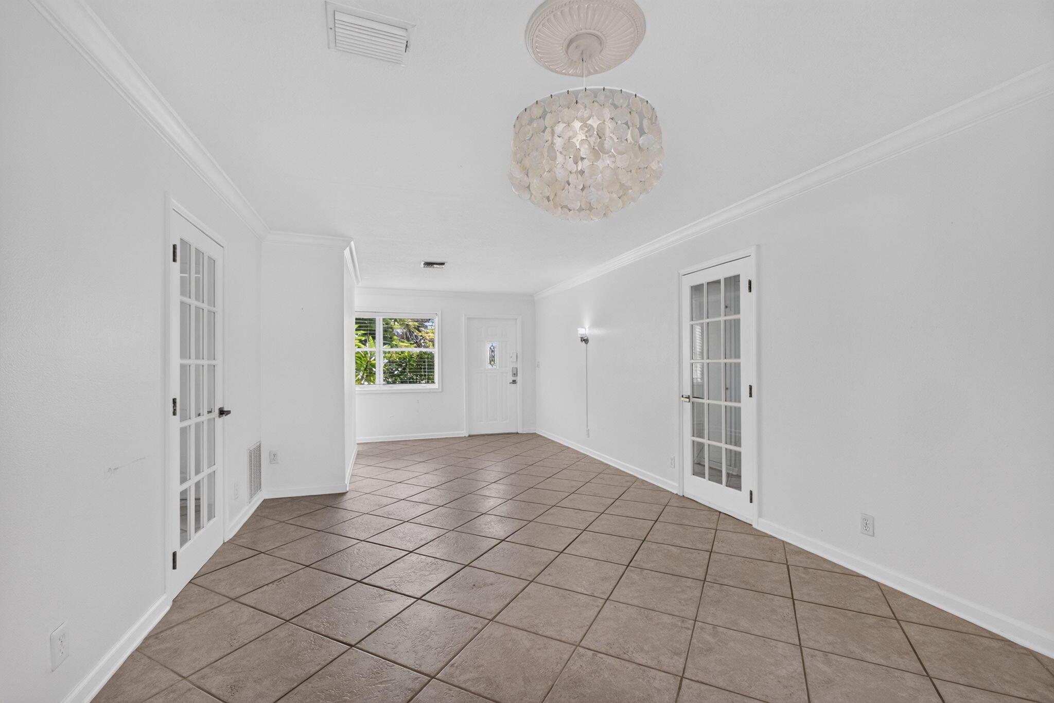813 Date Palm Drive Property Photo 13