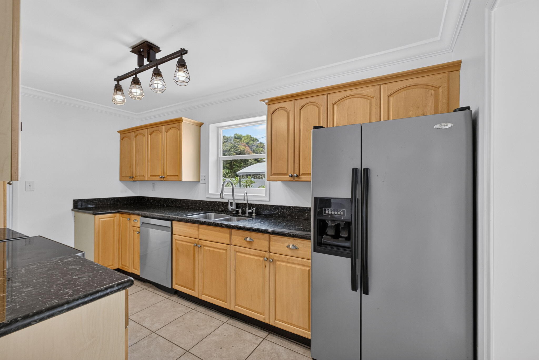 813 Date Palm Drive Property Photo 17