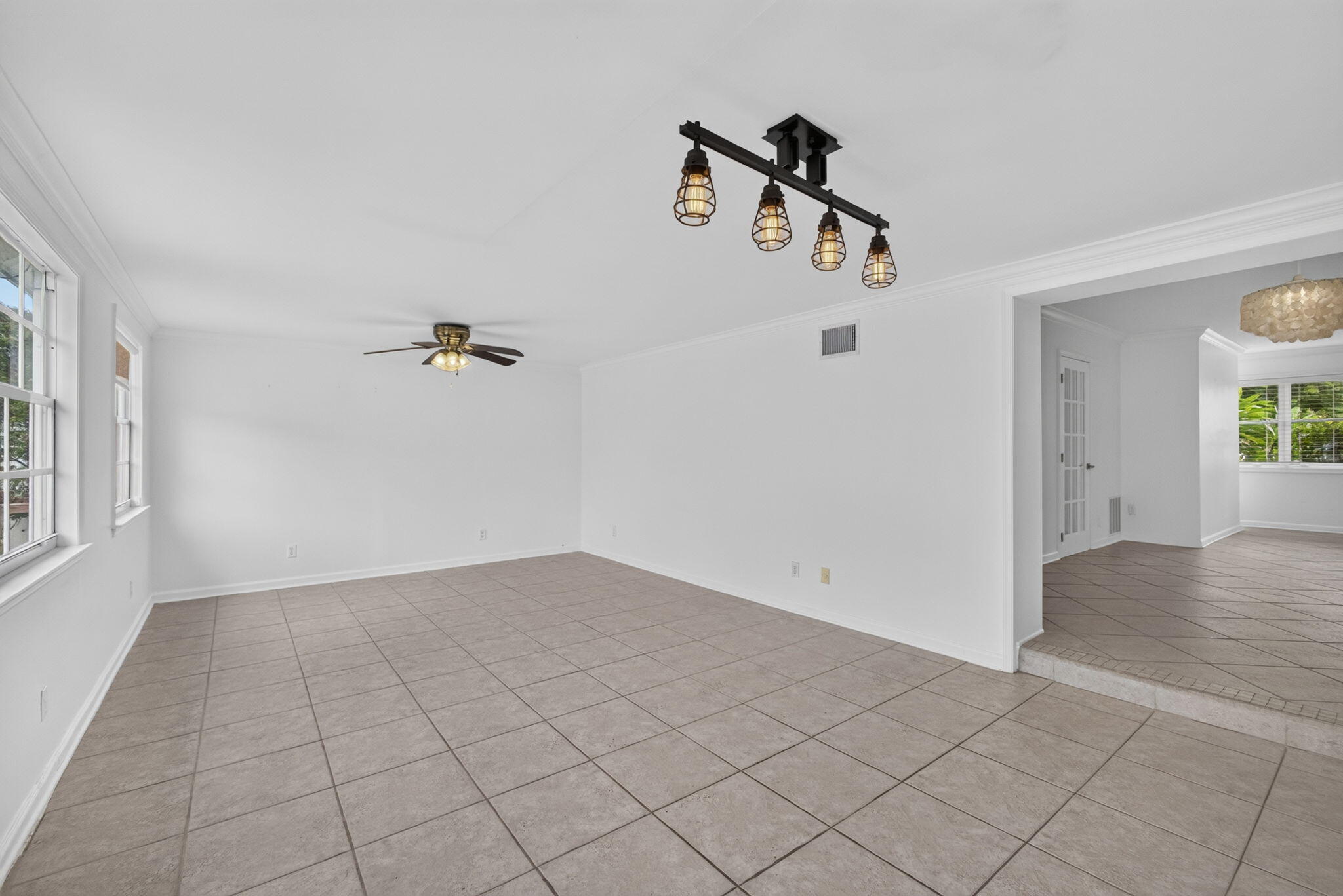 813 Date Palm Drive Property Photo 23