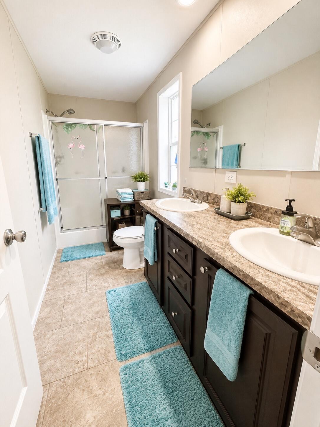 1059 Orange Loop Property Photo 10