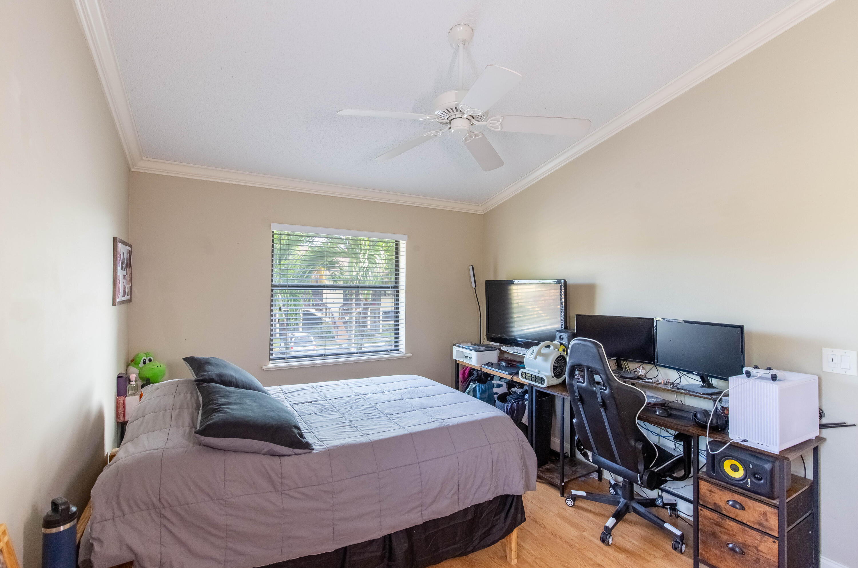 4703 Lucerne Lakes Boulevard E 204 Property Photo 12