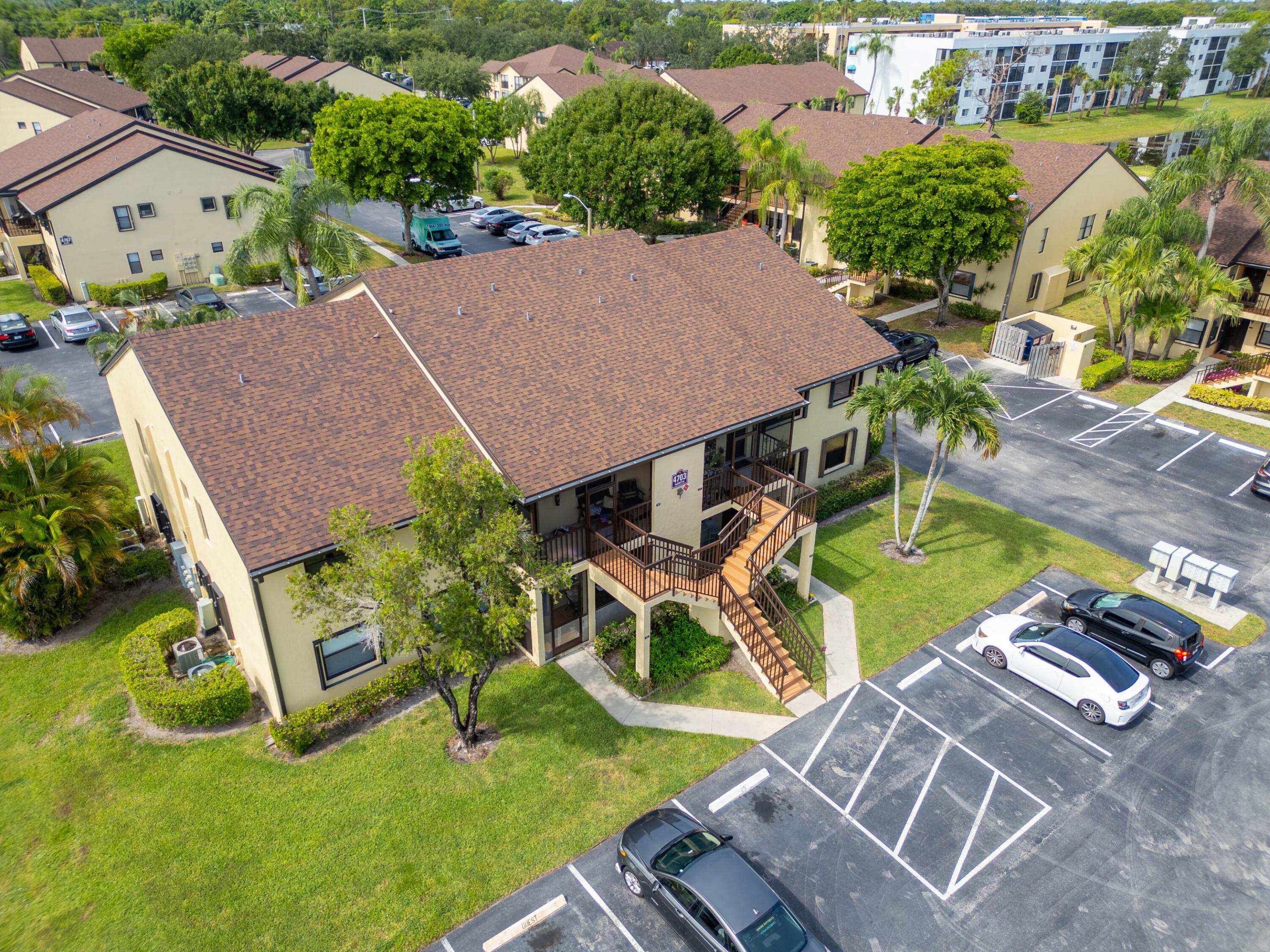 4703 Lucerne Lakes Boulevard E 204 Property Photo 17