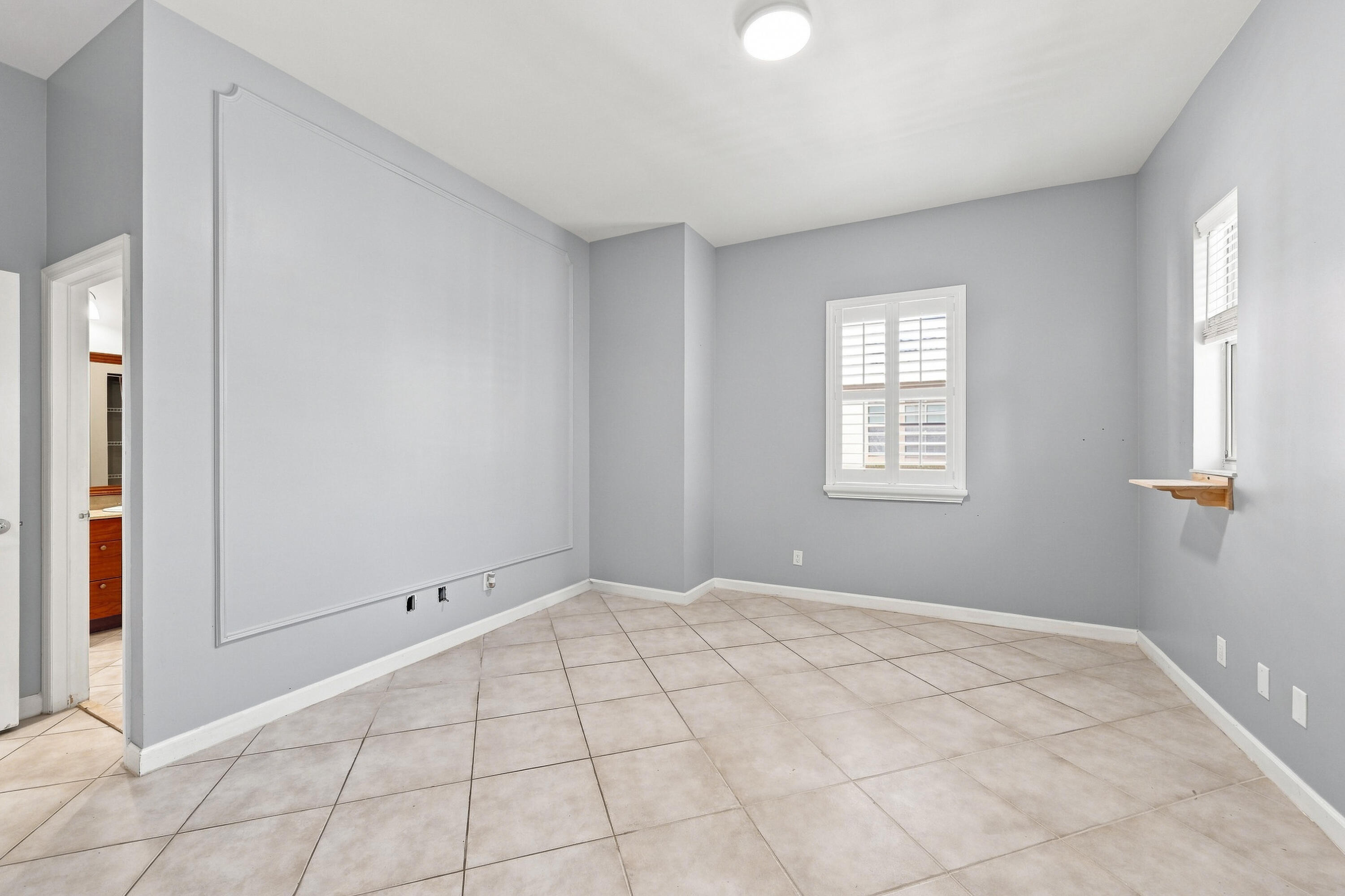 2332 Vintage Drive Property Photo 8