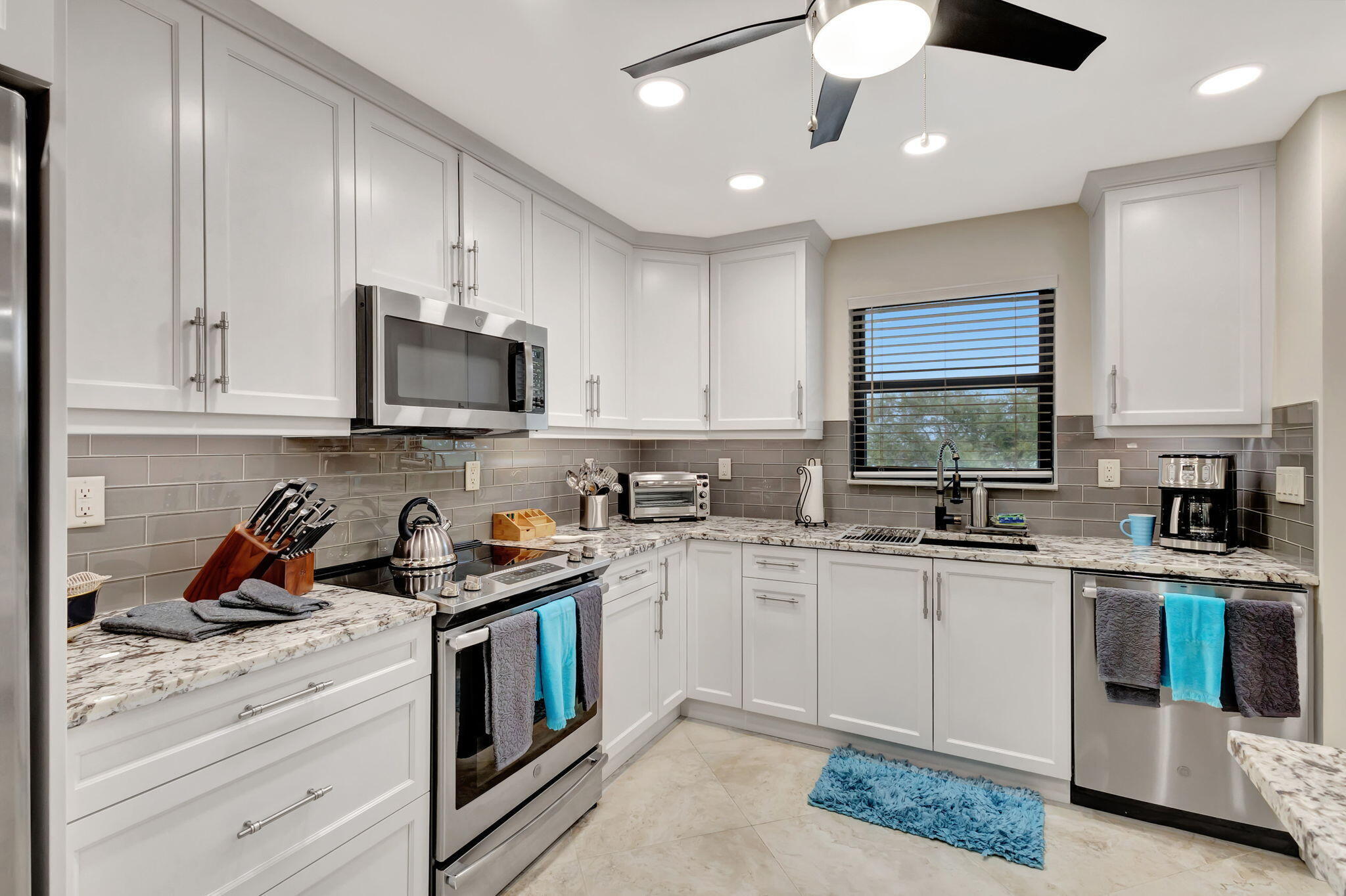 300 N A1a Highway 403 O Property Photo 12