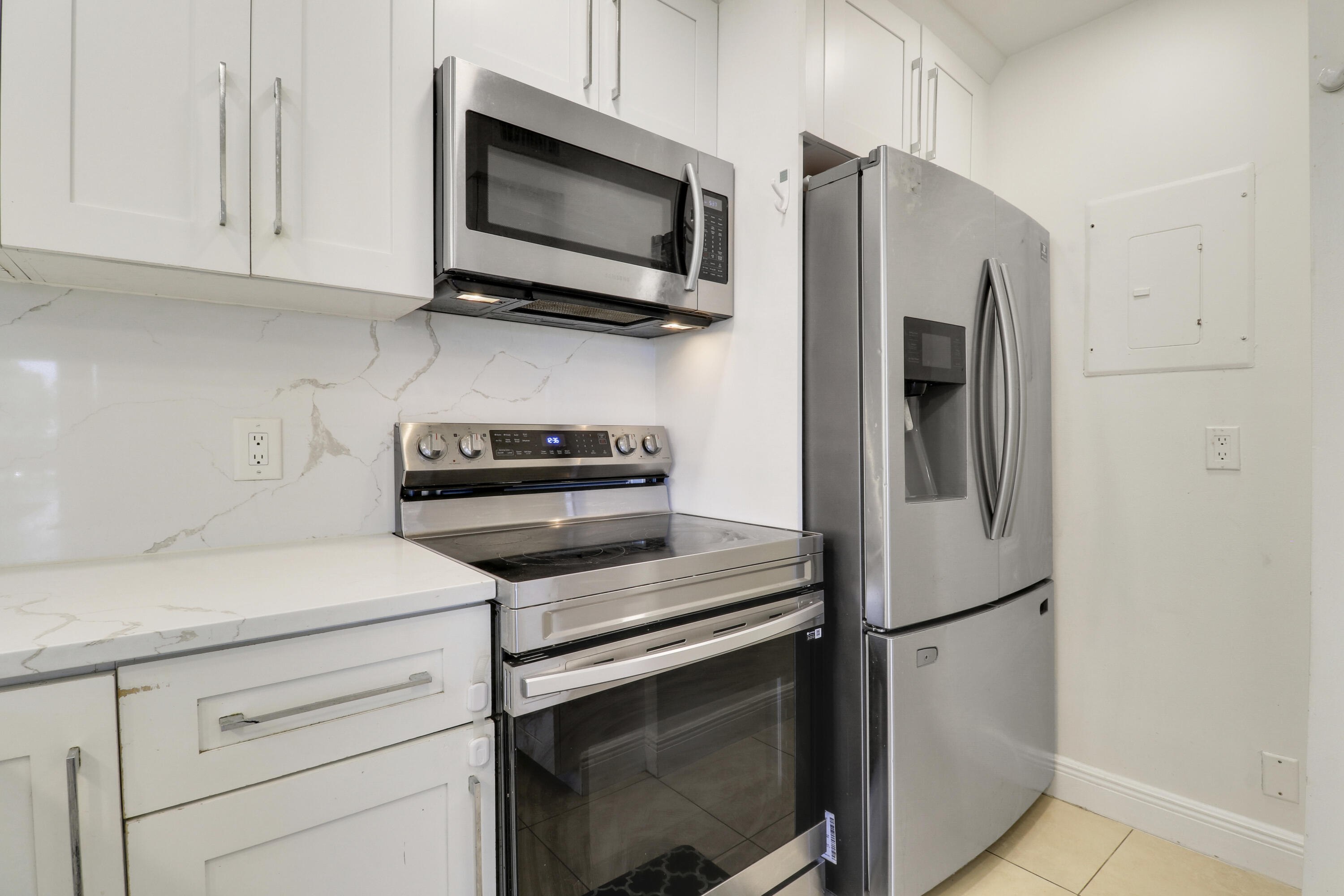 3630 Alder Drive E2 Property Photo 18