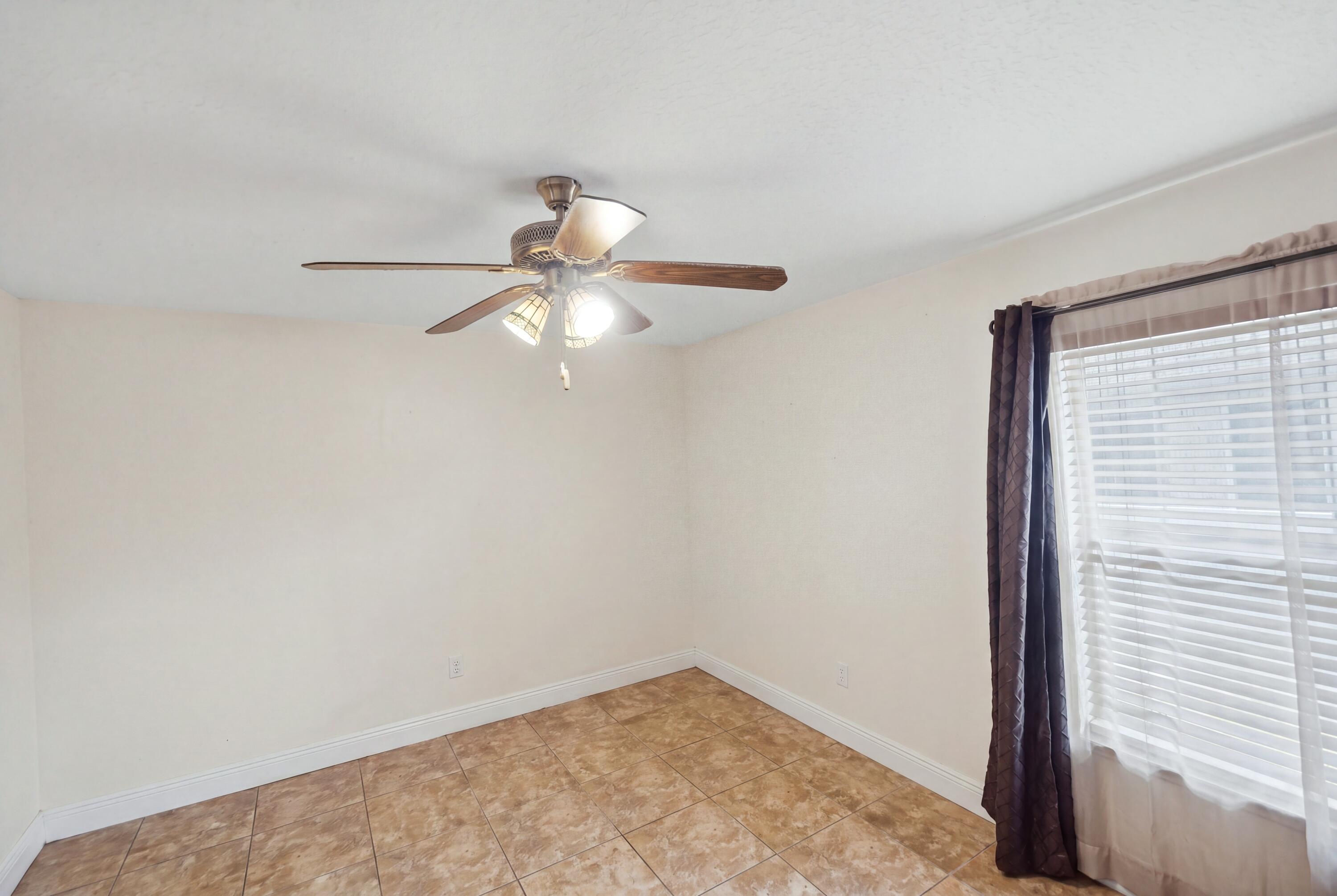 3461 Sw San Benito Street Property Photo 49