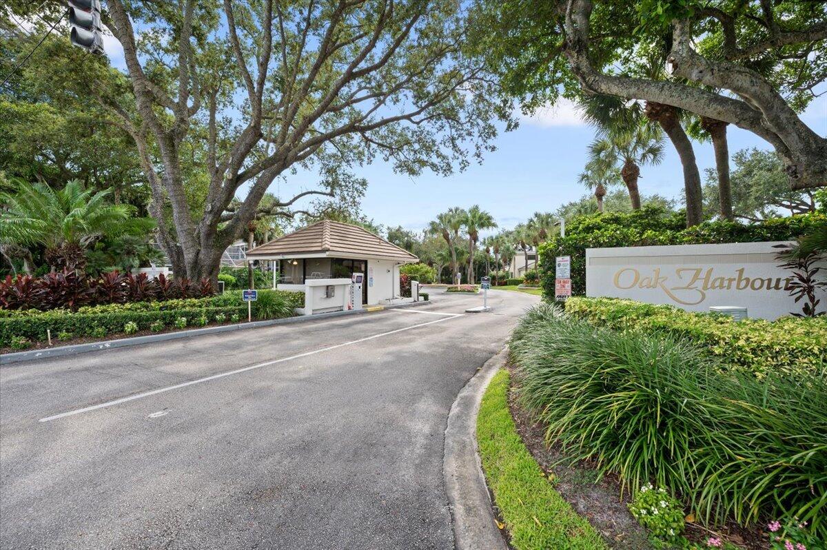 21 Grand Bay Circle Property Photo 30