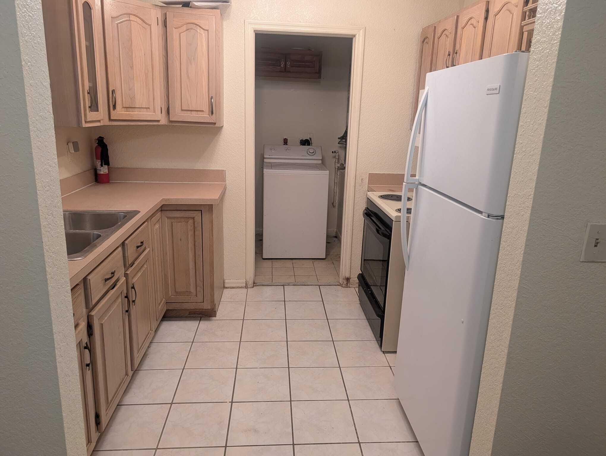 B26062190 Property Photo 3