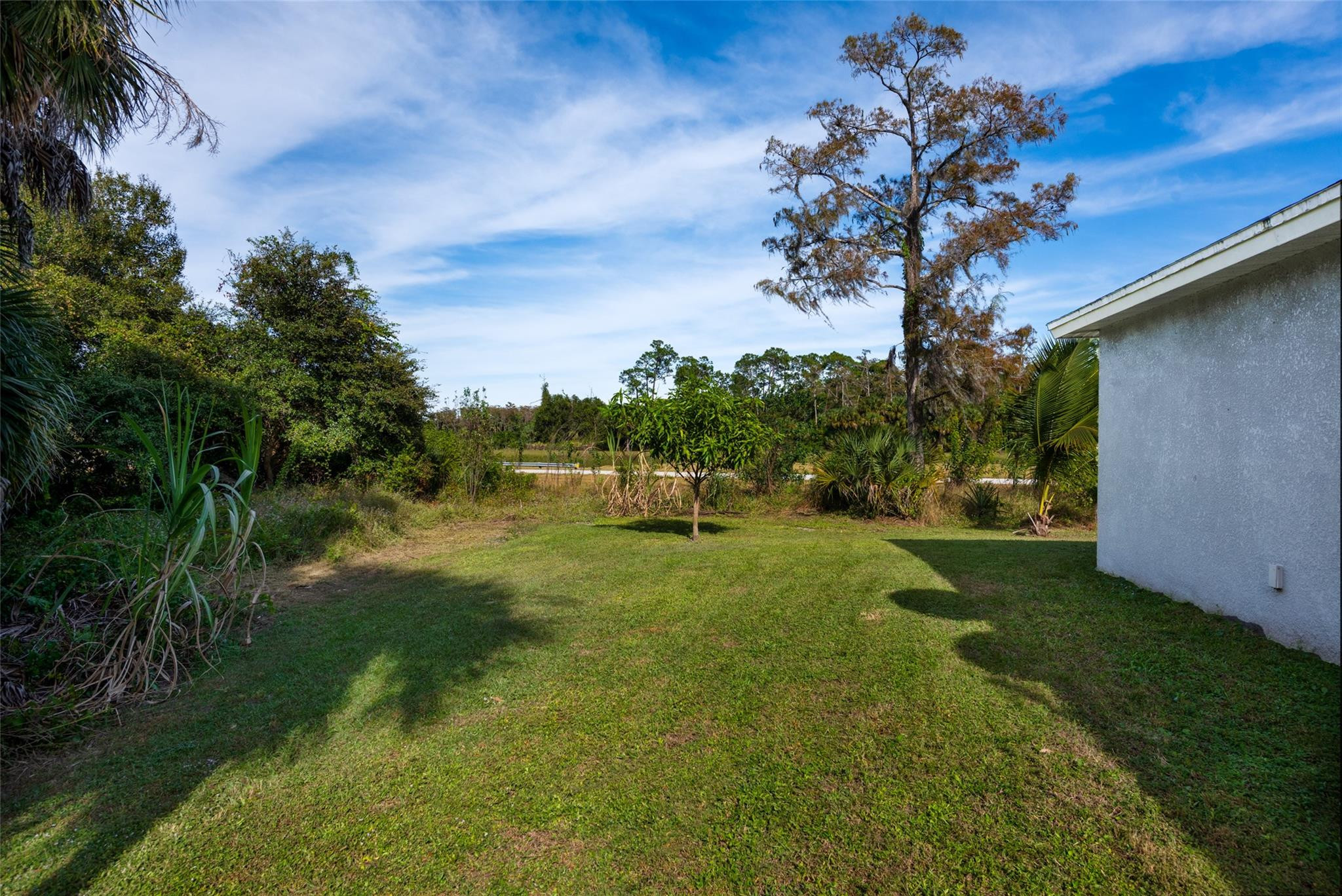 8007 Royal Court Property Photo 5