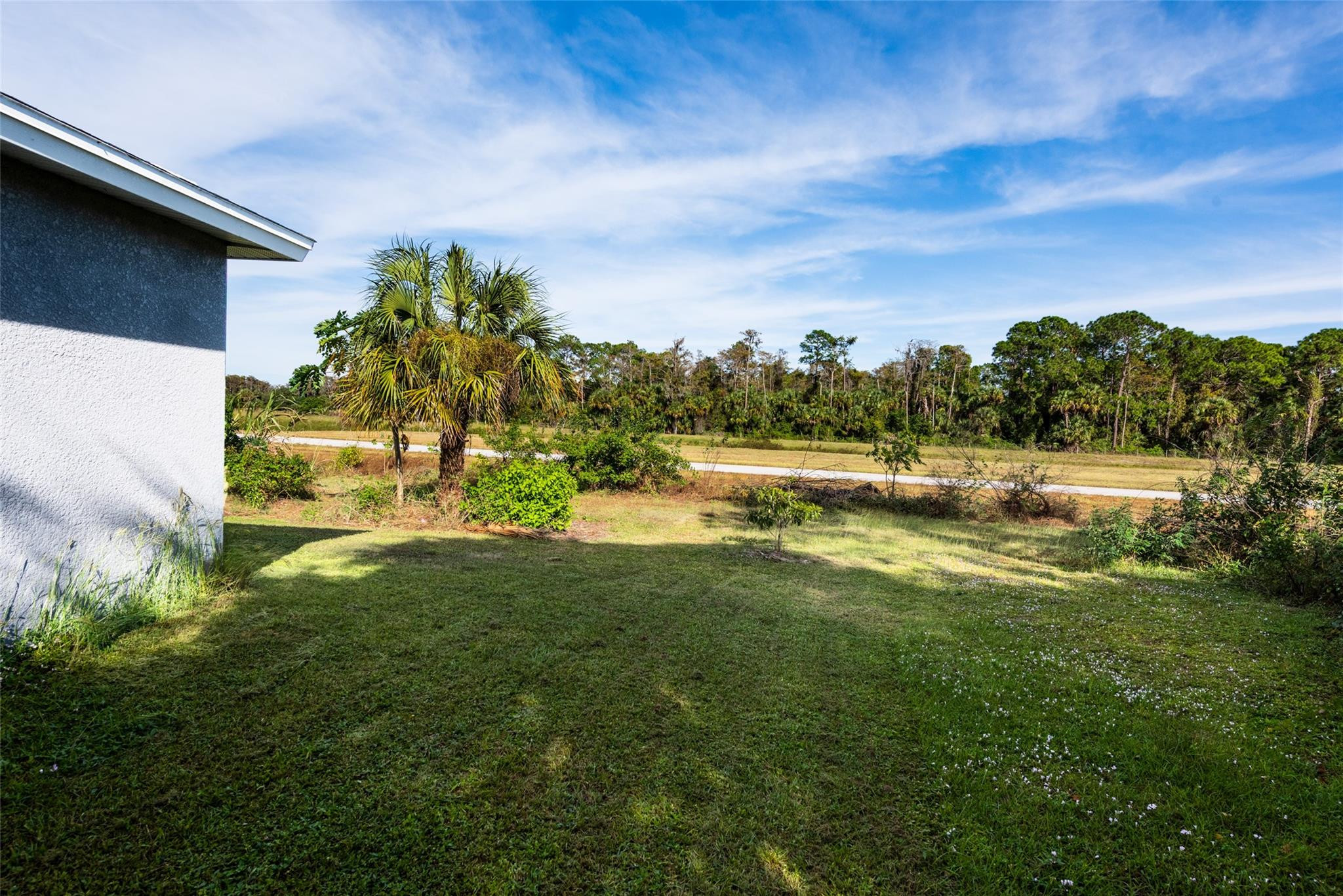 8007 Royal Court Property Photo 6