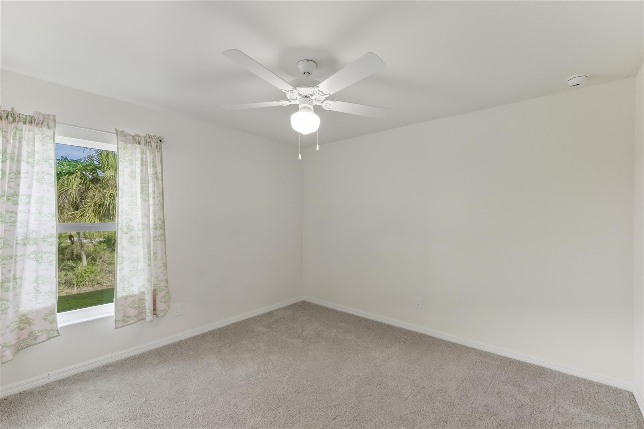 8007 Royal Court Property Photo 18