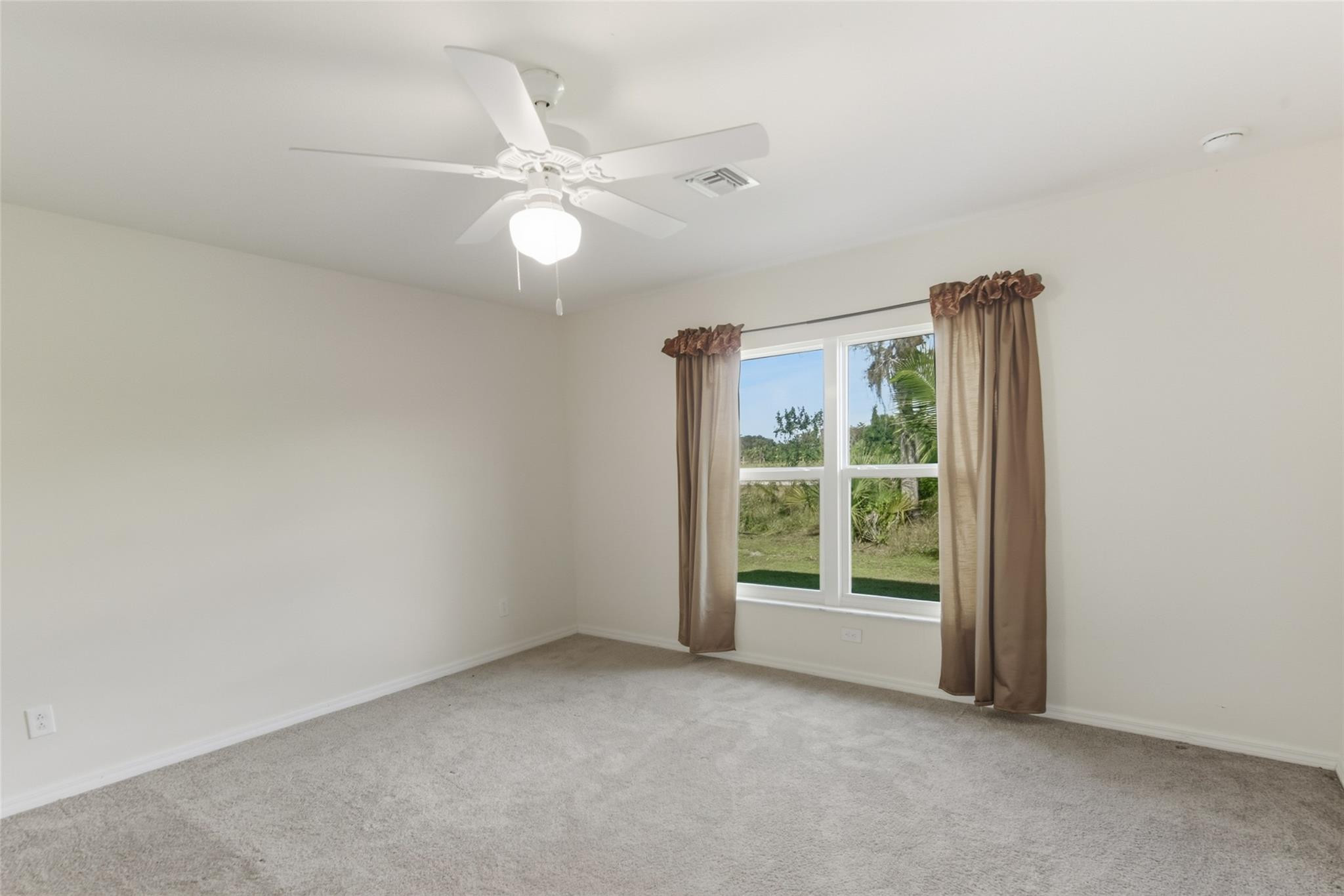 8007 Royal Court Property Photo 22