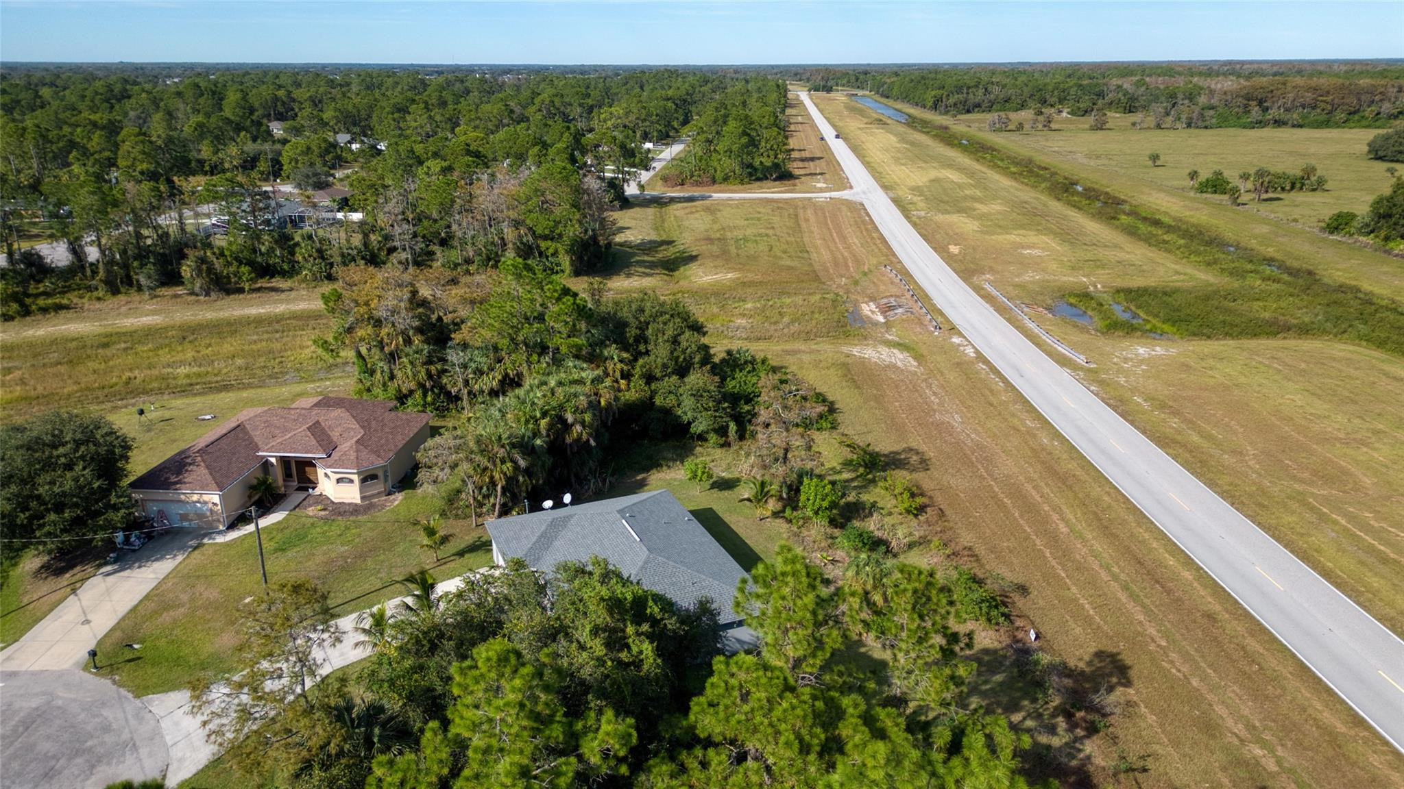 8007 Royal Court Property Photo 38