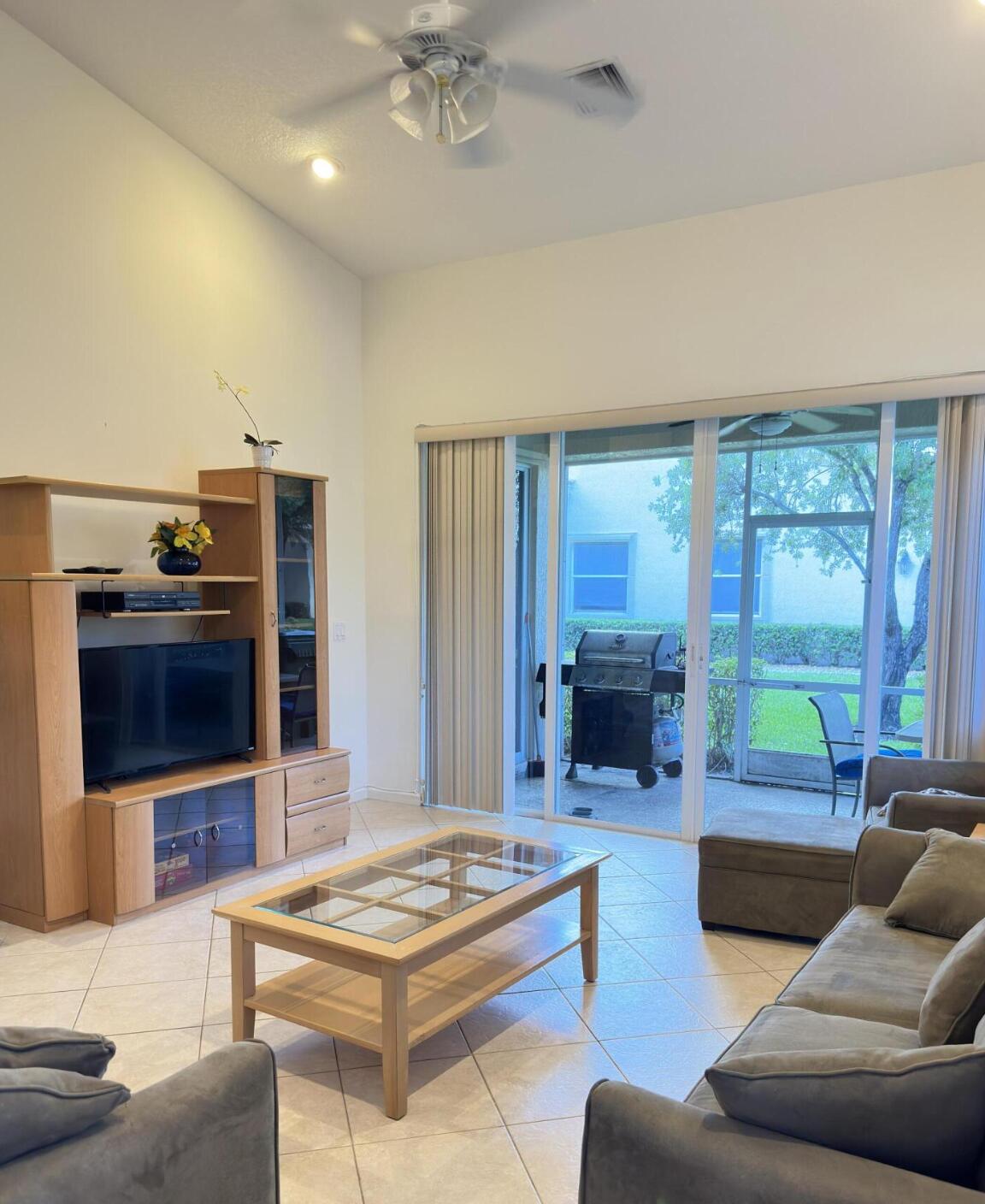8125 Mulligan Circle Property Photo 1