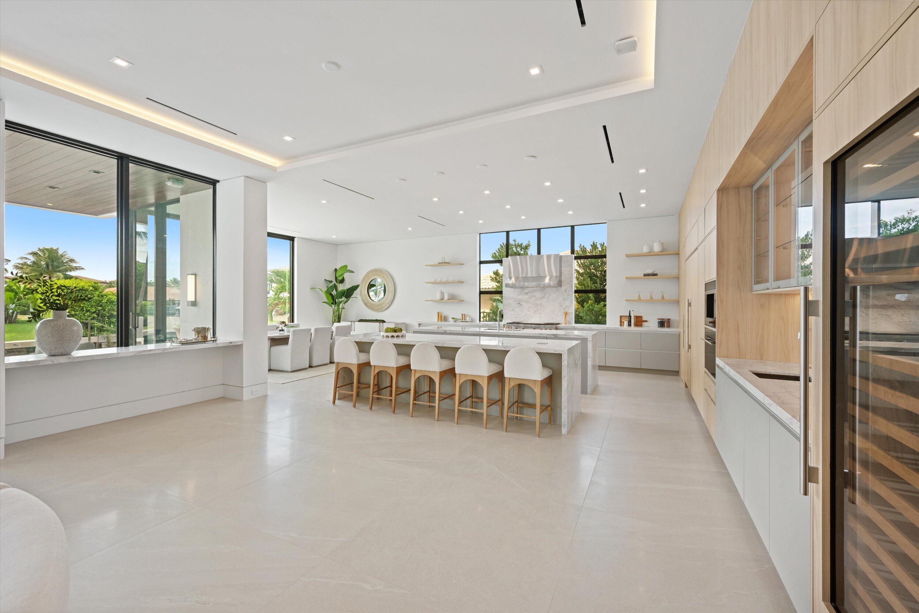 591 Golden Harbour Drive Property Photo 19