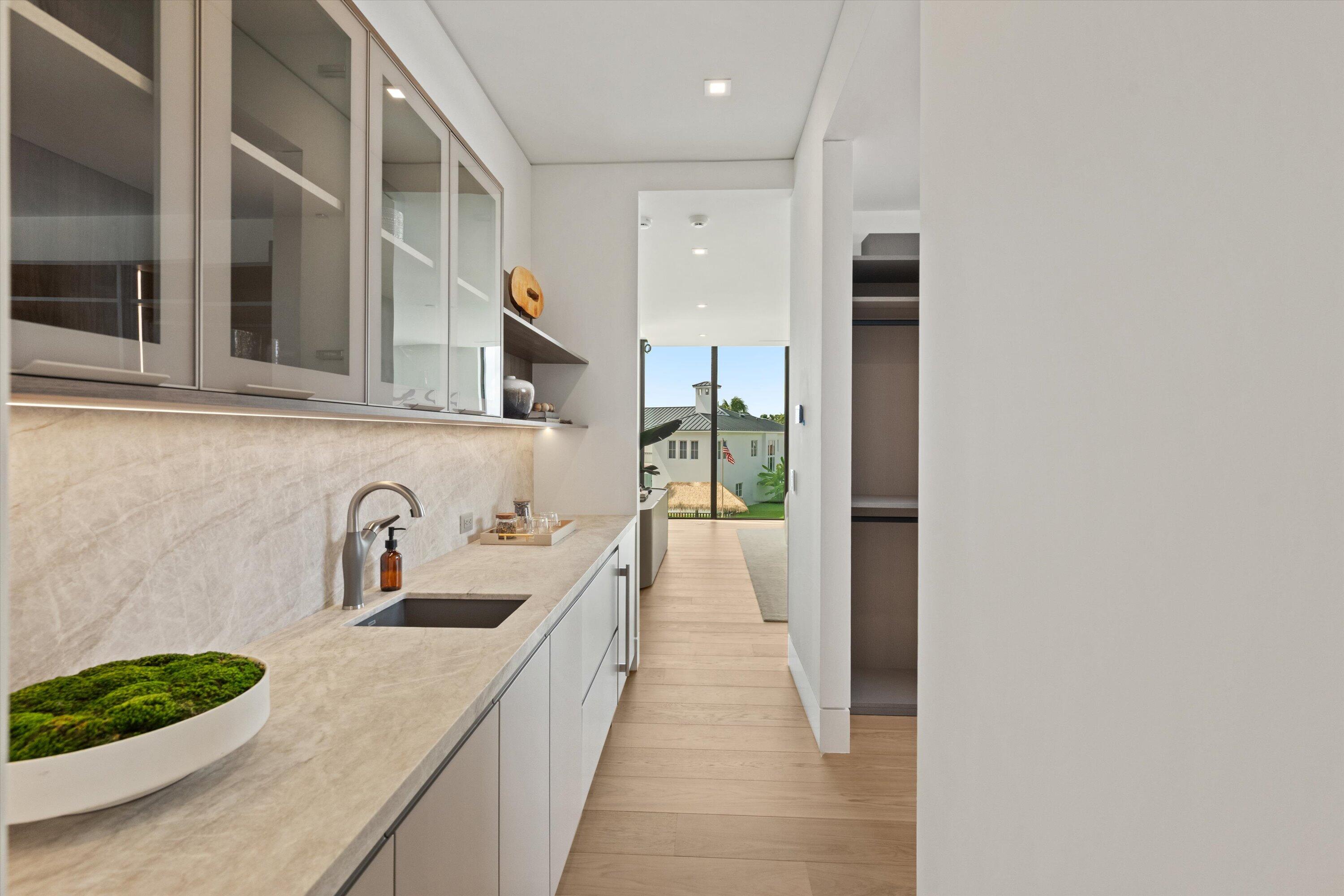 591 Golden Harbour Drive Property Photo 33