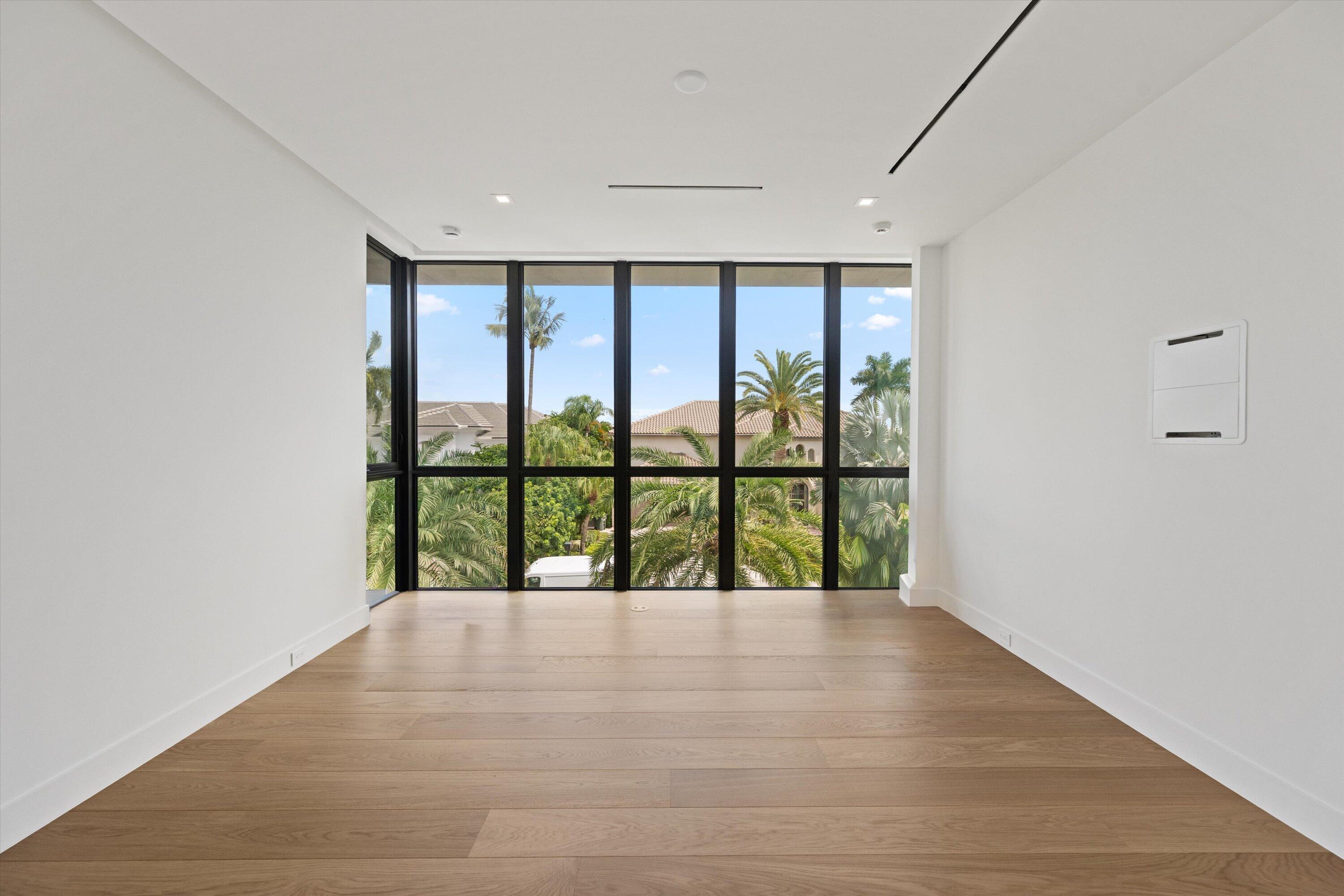 591 Golden Harbour Drive Property Photo 52