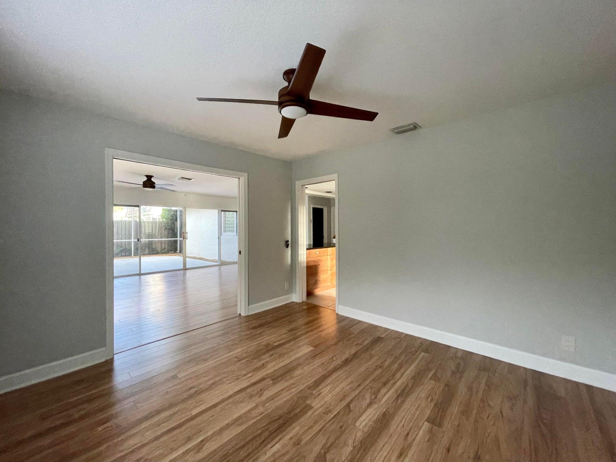 11551 Winchester Drive Property Photo 11