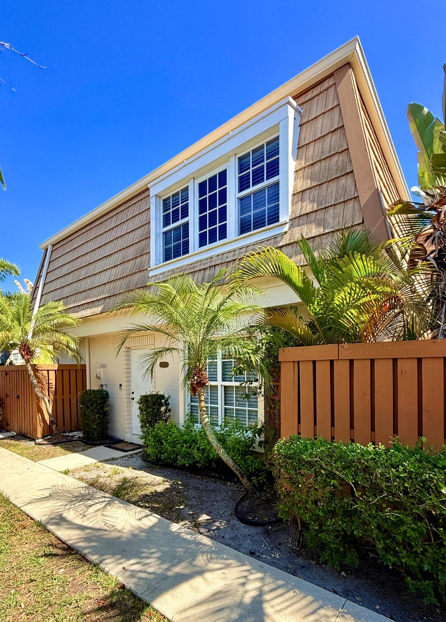11584 Winchester Drive Property Photo 1
