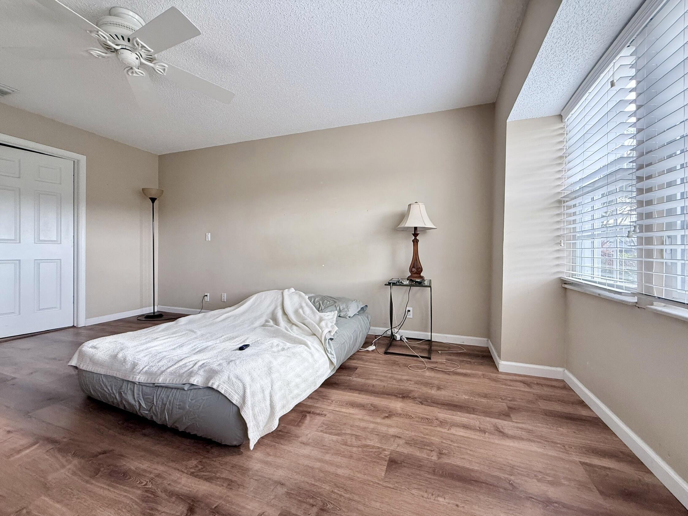 11584 Winchester Drive Property Photo 8