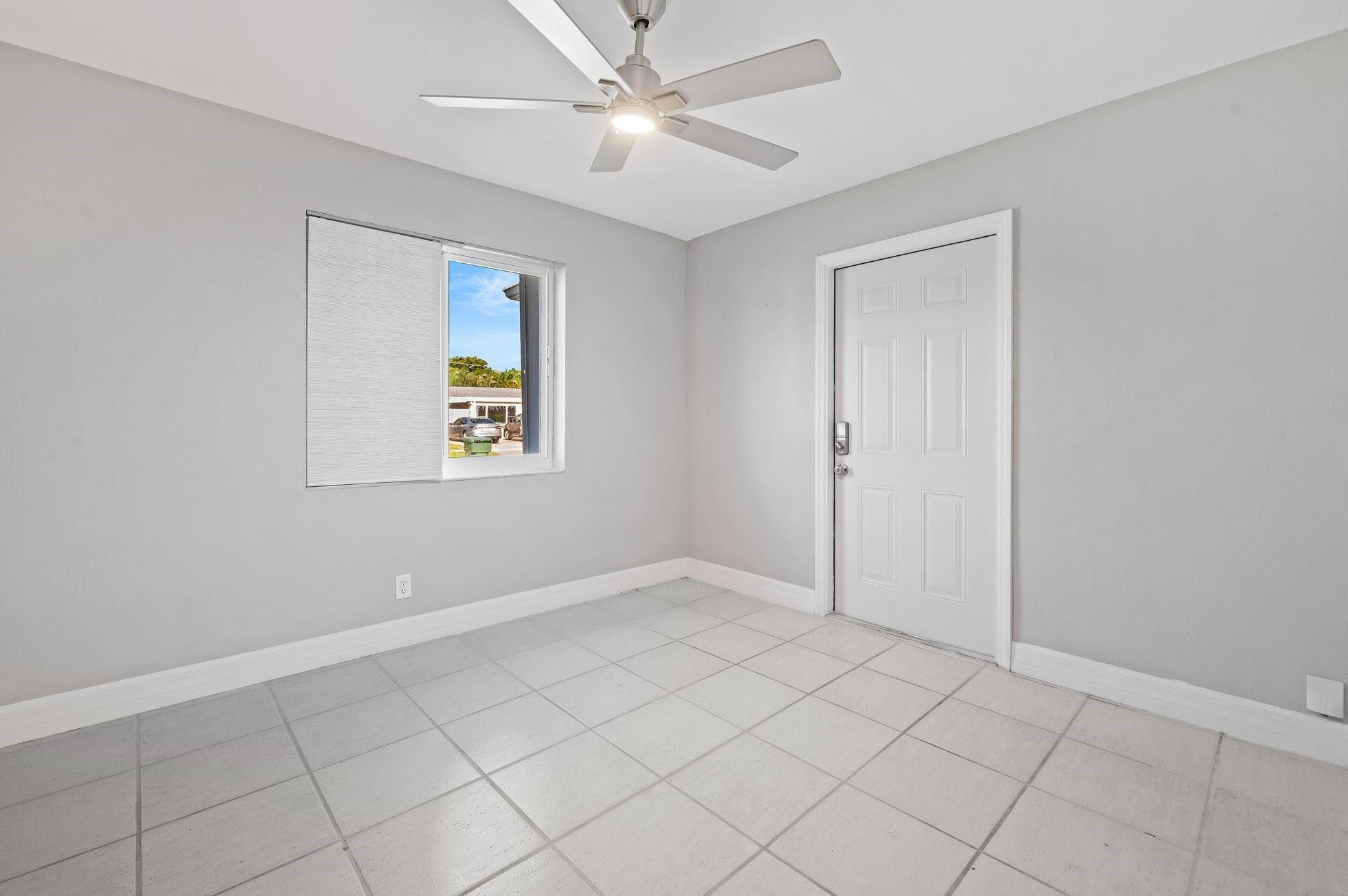 1900 Sw 33rd Avenue Property Photo 25